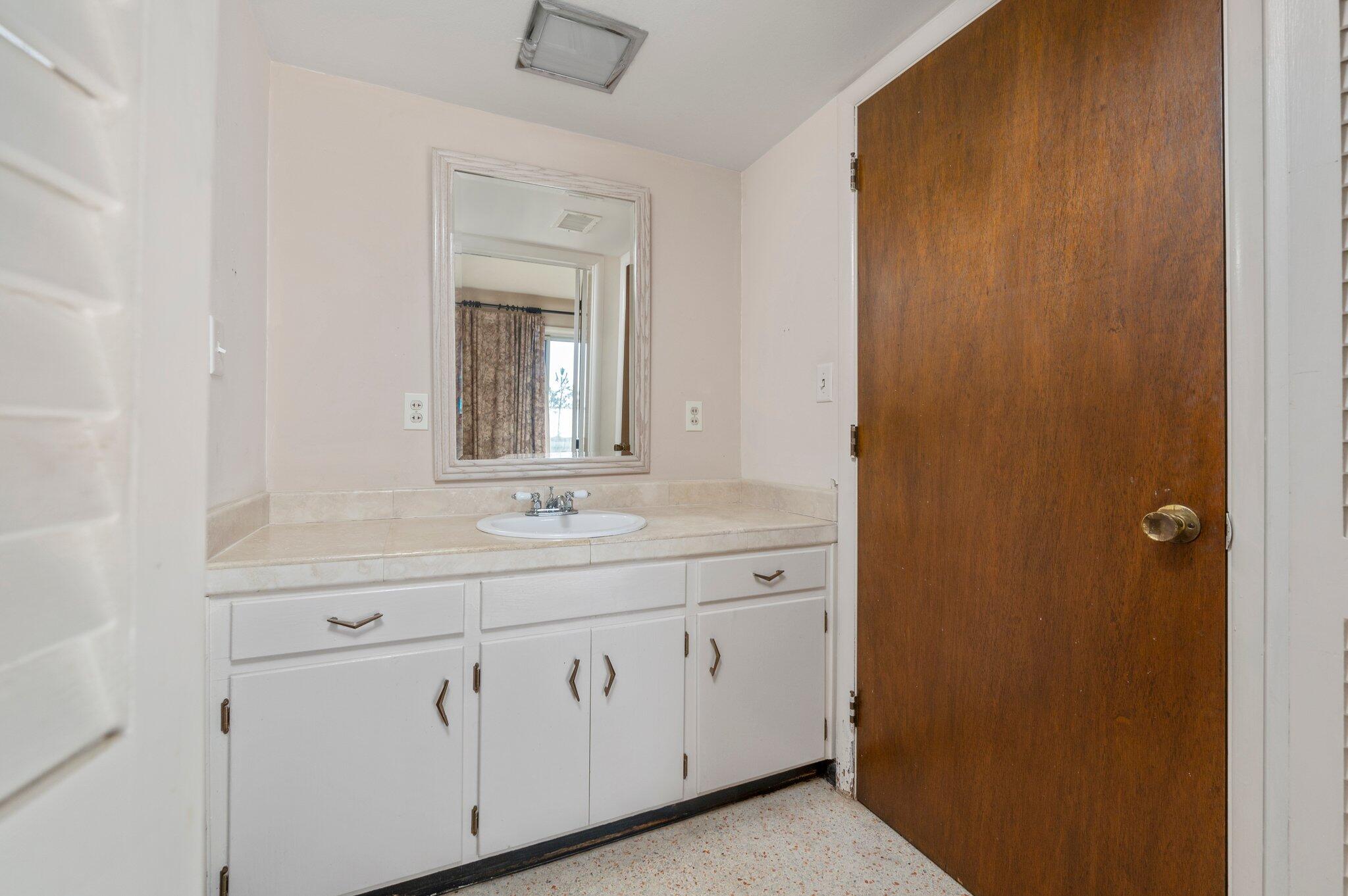 GULFVIEW S/D TO MARY ESTHER - Residential