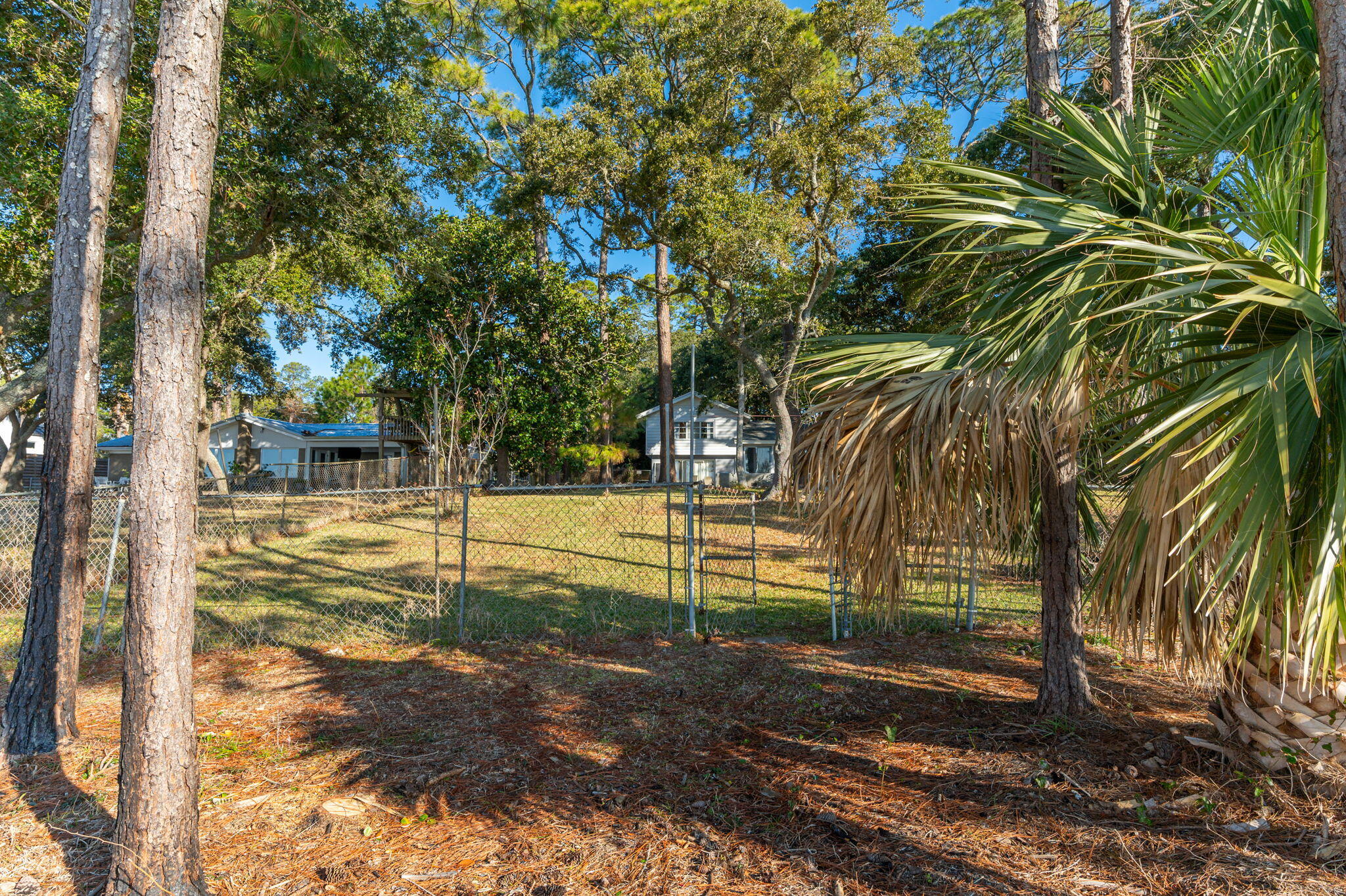 GULFVIEW S/D TO MARY ESTHER - Residential