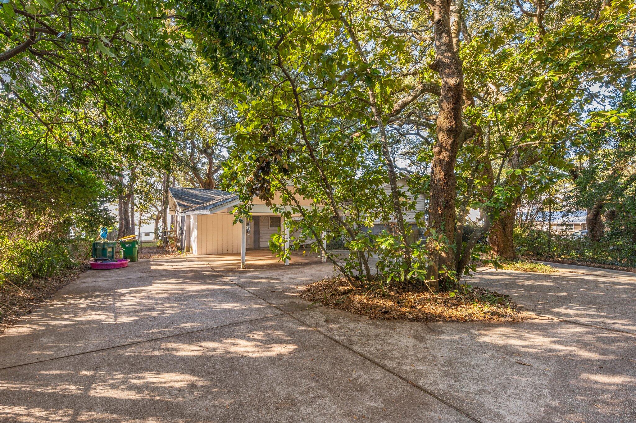 GULFVIEW S/D TO MARY ESTHER - Residential