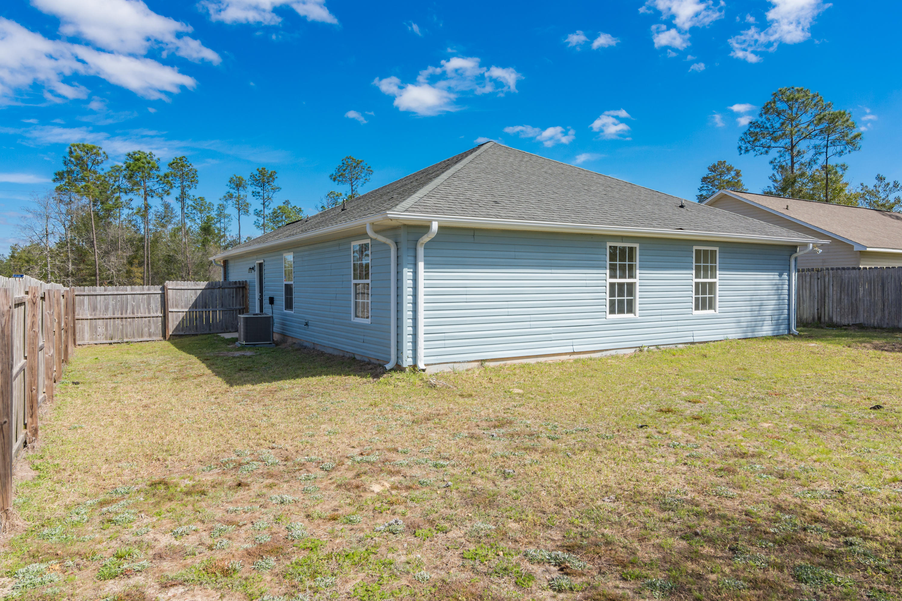 THE PINES - Residential