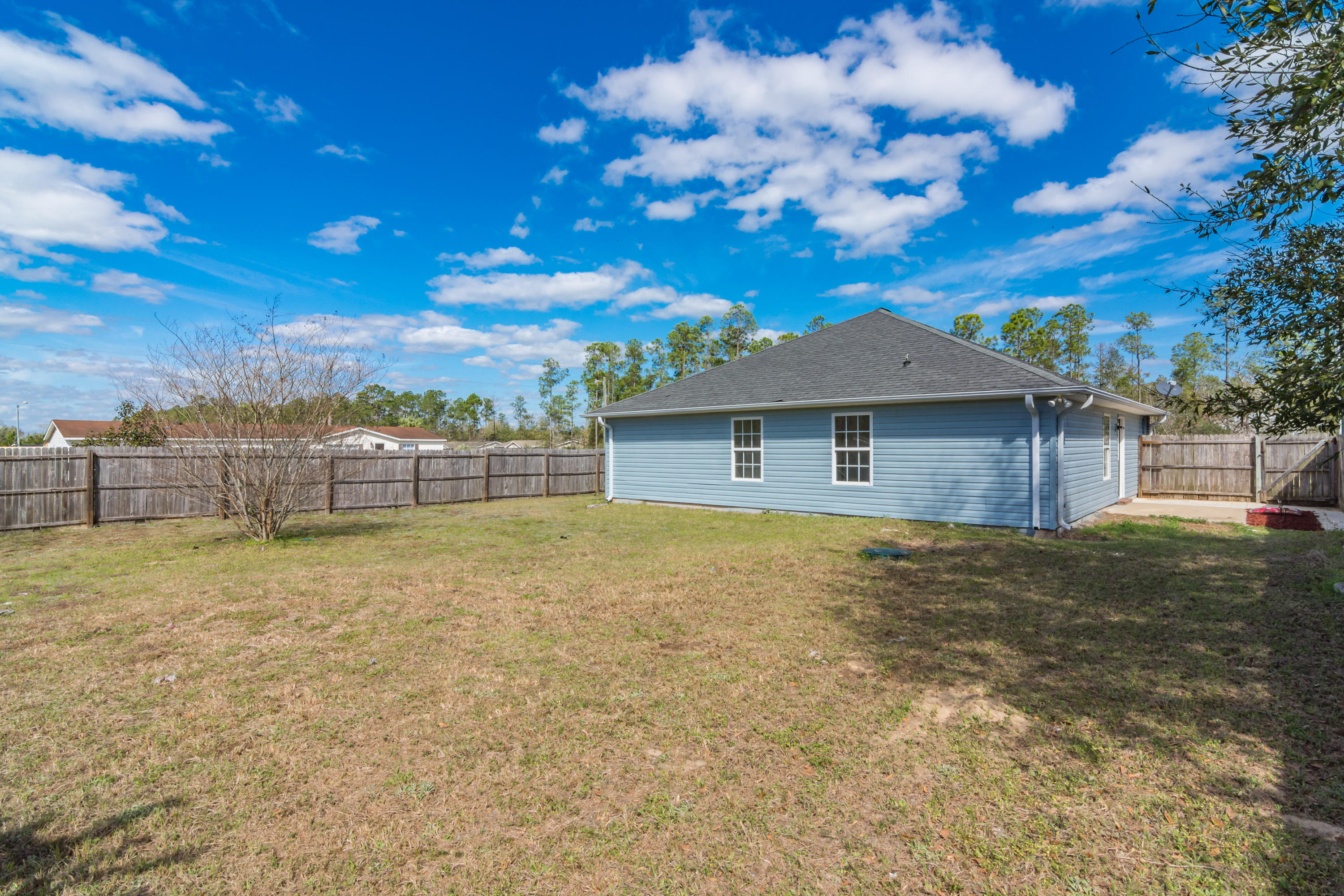 THE PINES - Residential