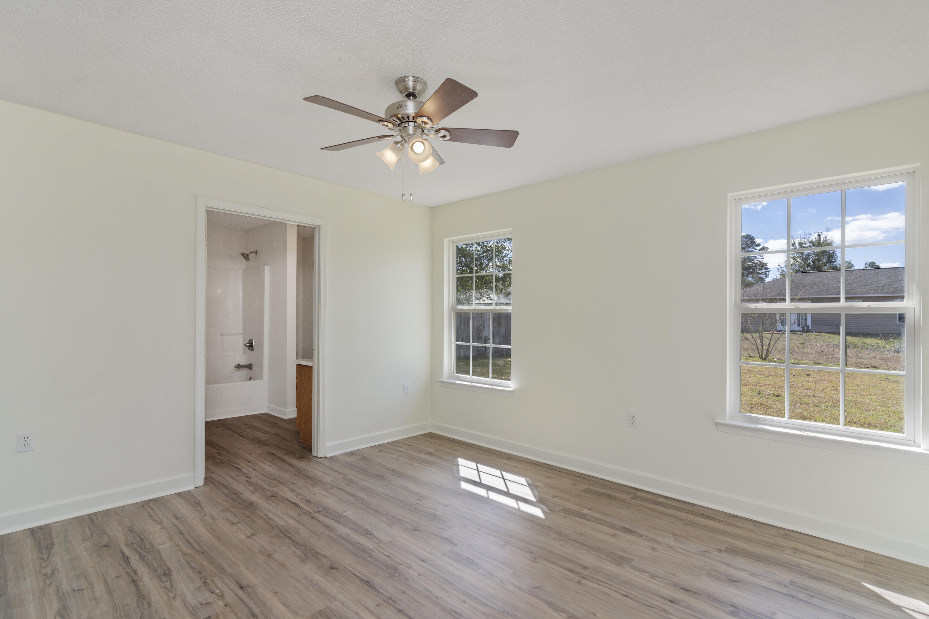 THE PINES - Residential