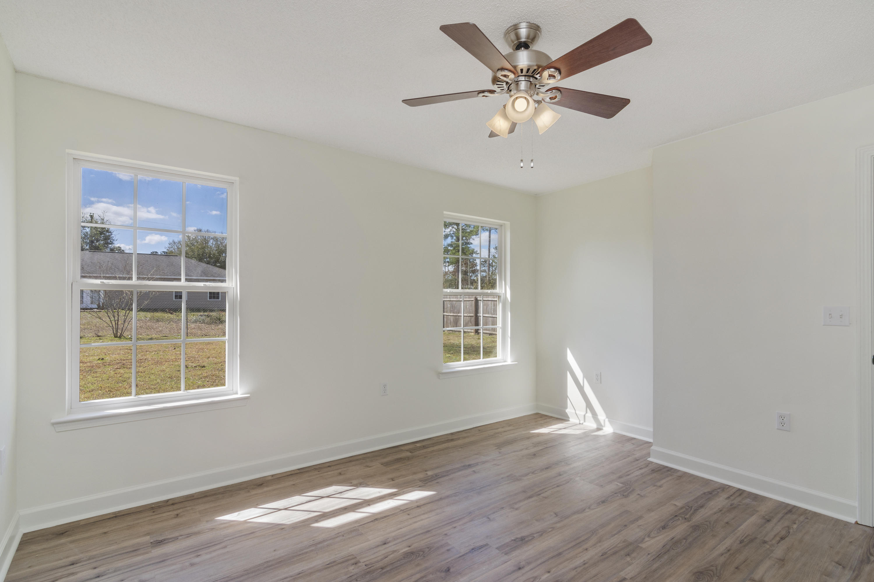 THE PINES - Residential