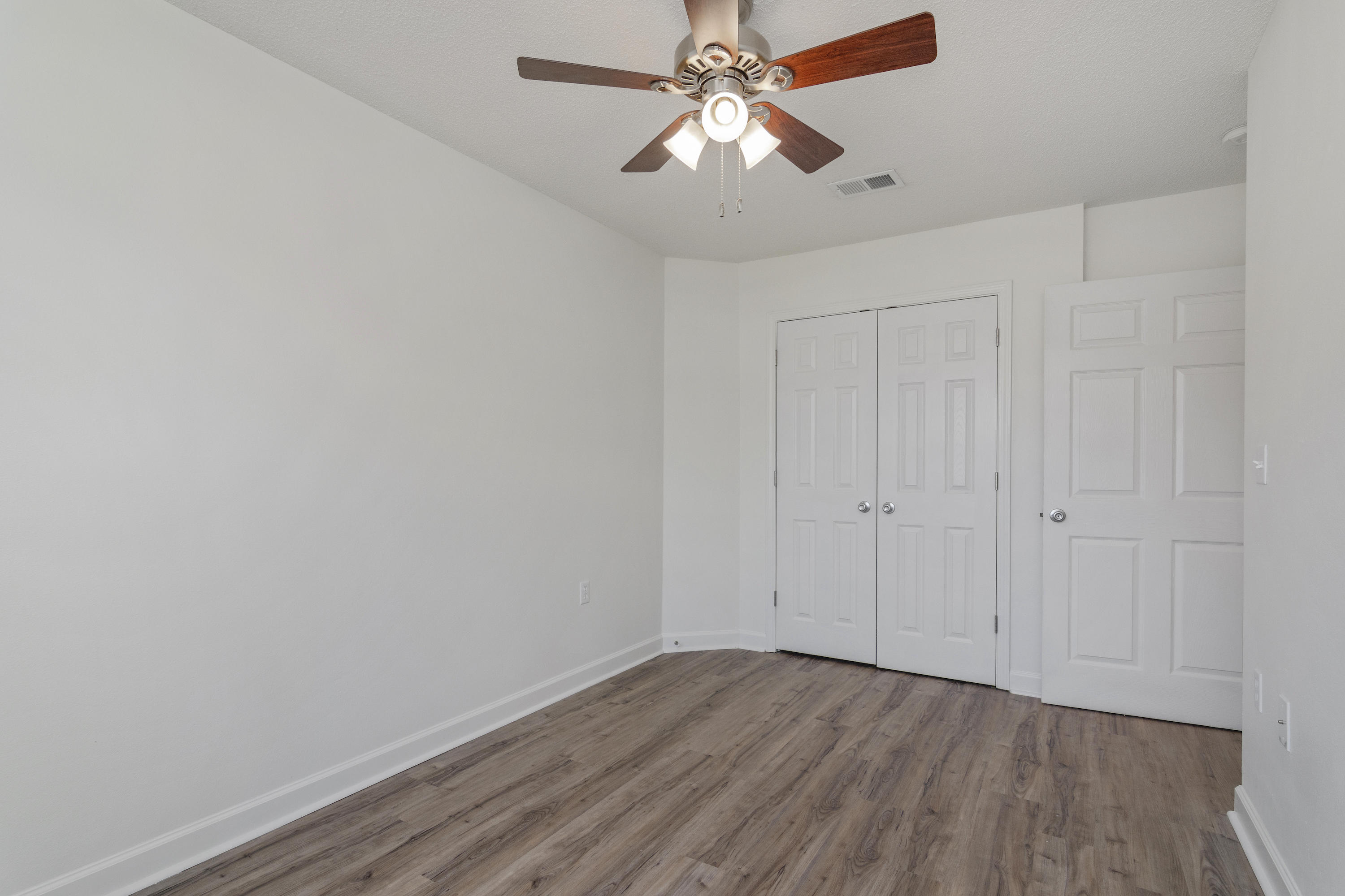 THE PINES - Residential