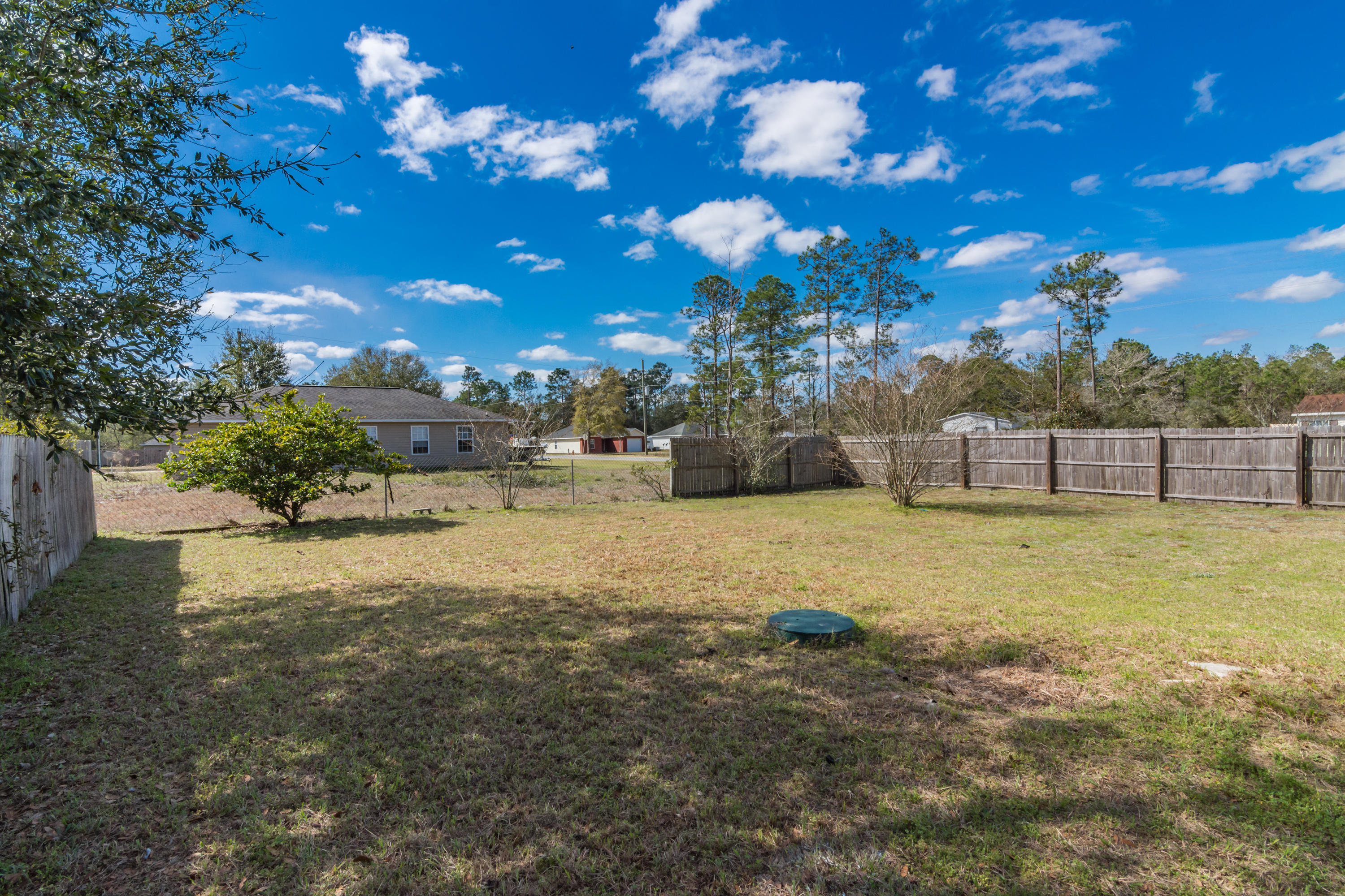 THE PINES - Residential