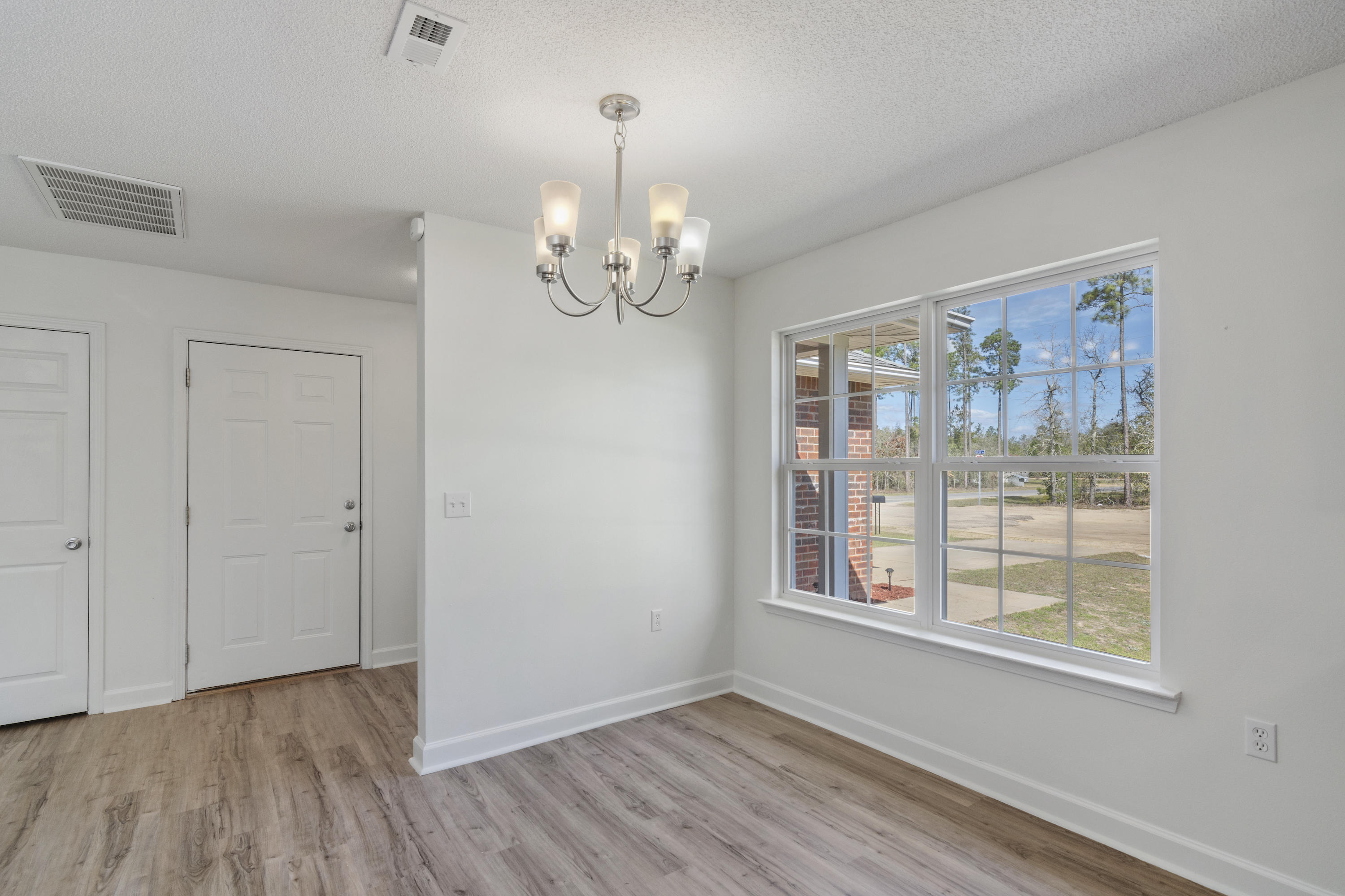 THE PINES - Residential