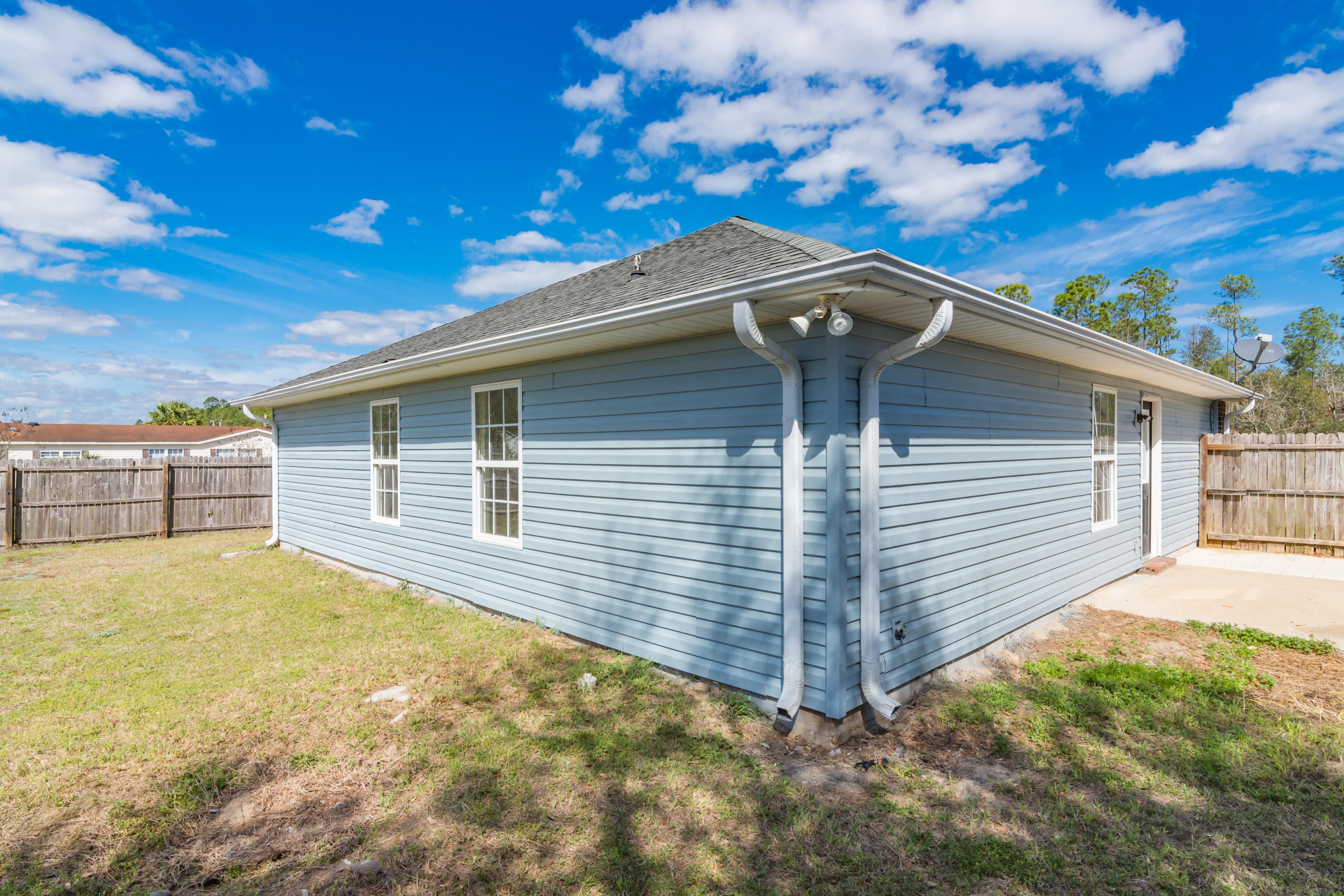 THE PINES - Residential