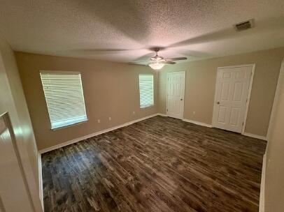 INDIAN WOODS - Residential Lease