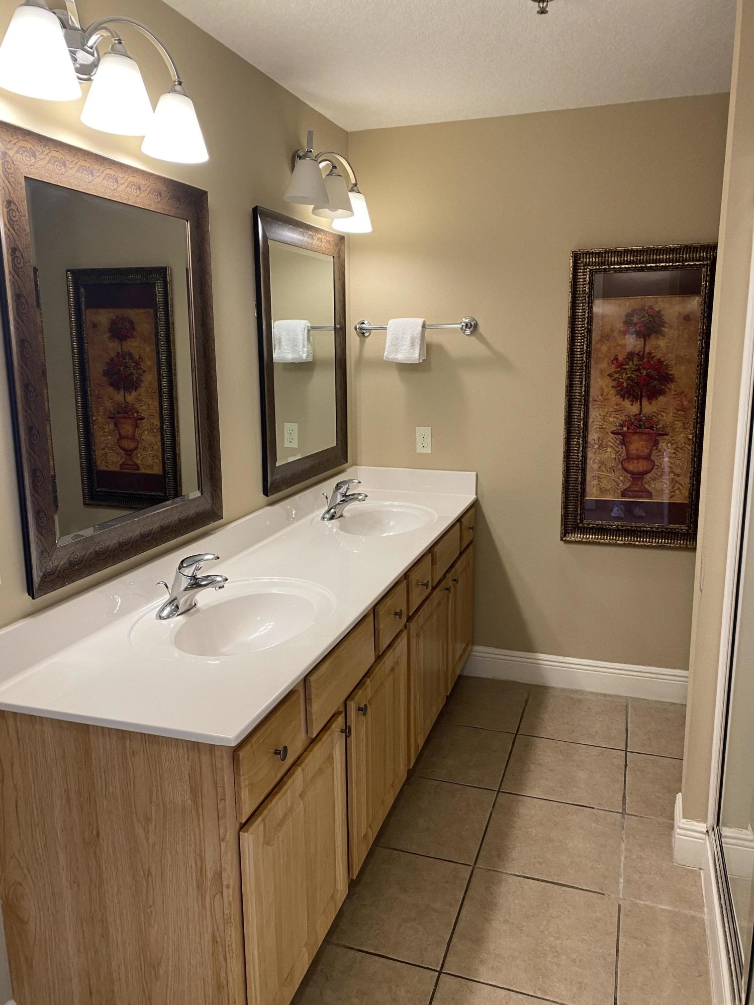 ARIEL DUNES I - Residential