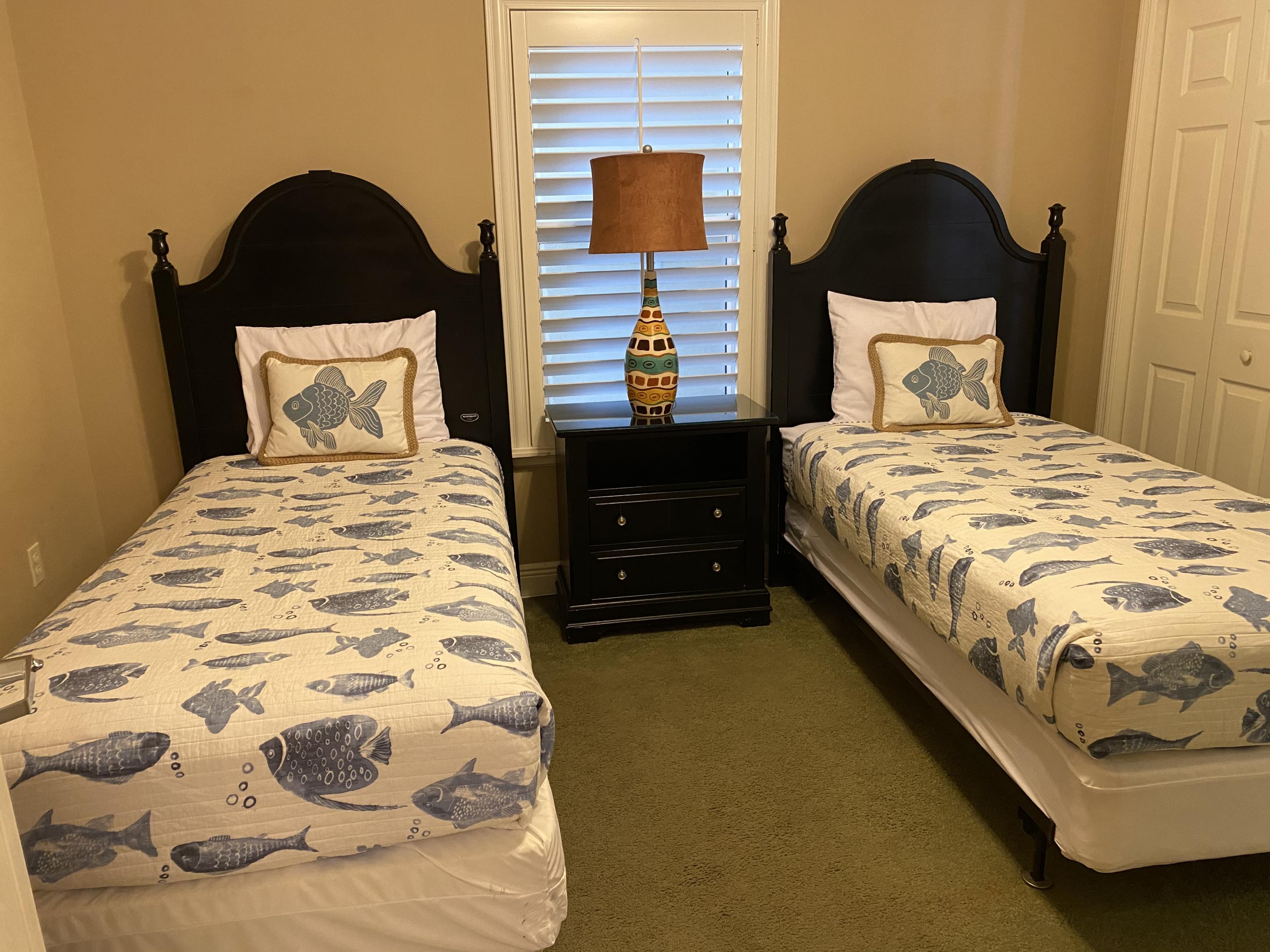 ARIEL DUNES I - Residential