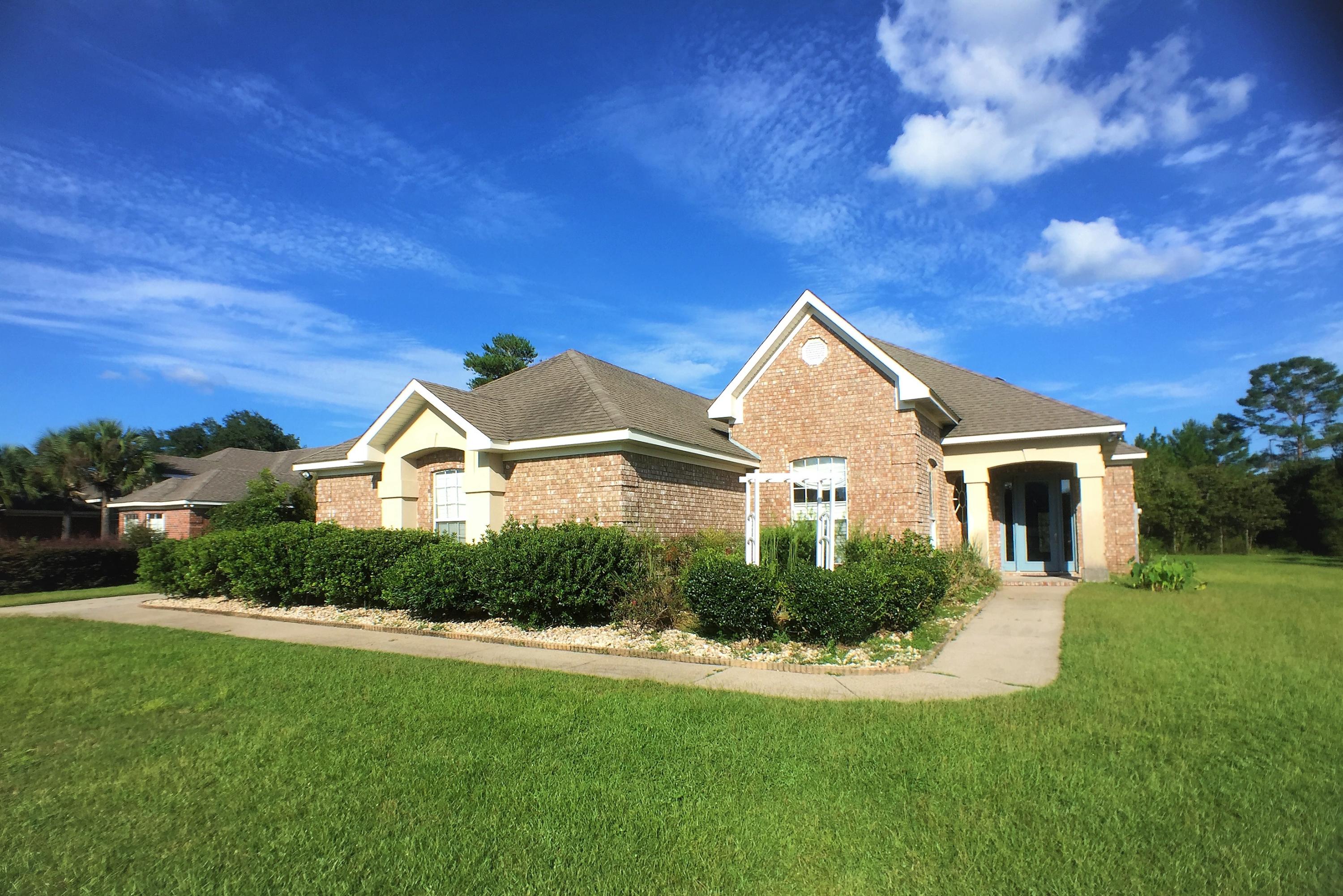 This beautiful 3BR/2BA brick home is located in the gated, golf community of Windswept in Freeport. Some finishes and features include granite counter tops, detailed moldings, built in entertainment center, and wood flooring. The split floor plan features spacious bedrooms and high ceilings. Just outside your door you will find amenities galore such as a driving range, putting green, 18 hole golf course, tennis courts, community pool, clubhouse, playground, basketball court, and nature trail. This rental is pet friendly with approval and deposits.