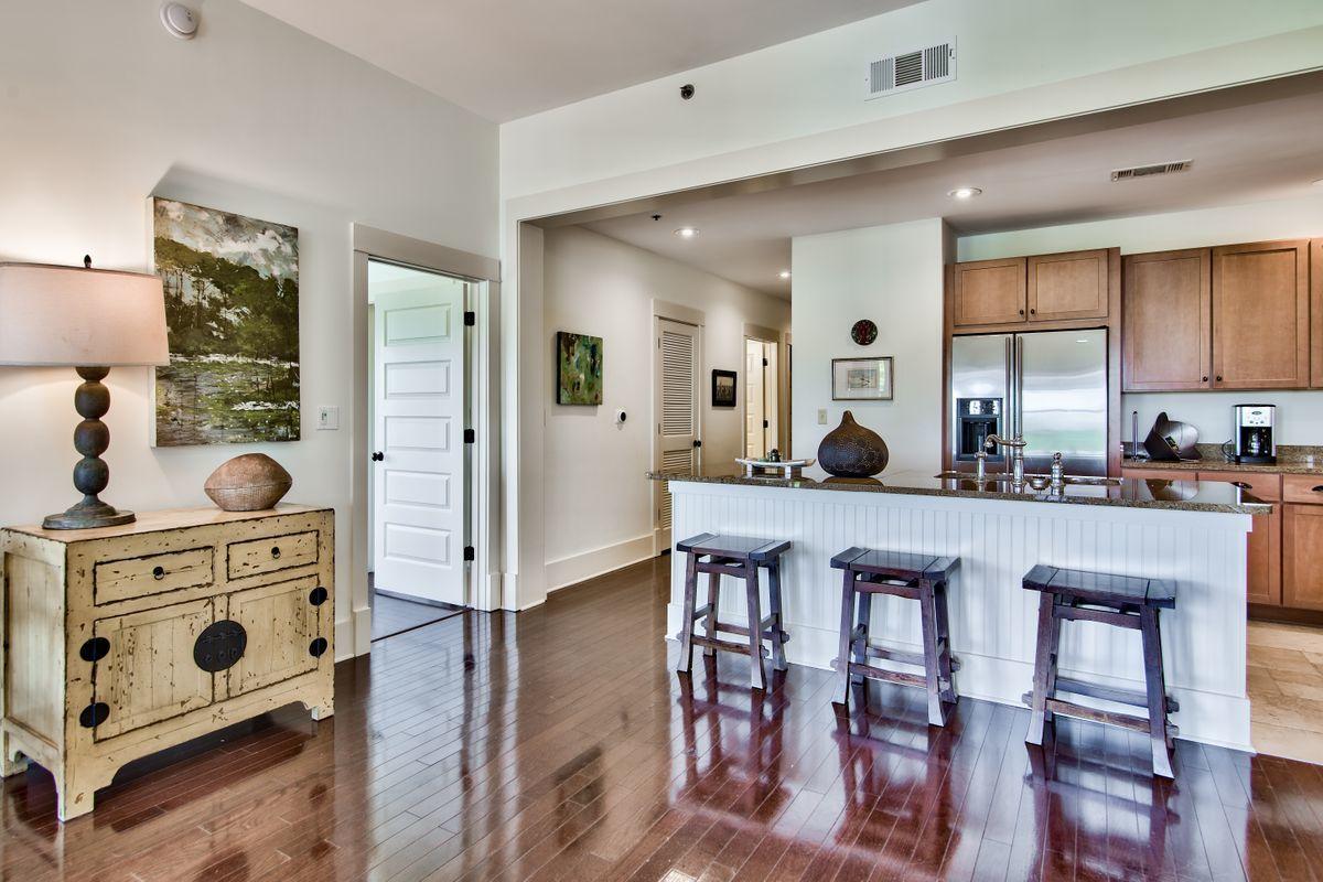 REDFISH VILLAGE - Residential