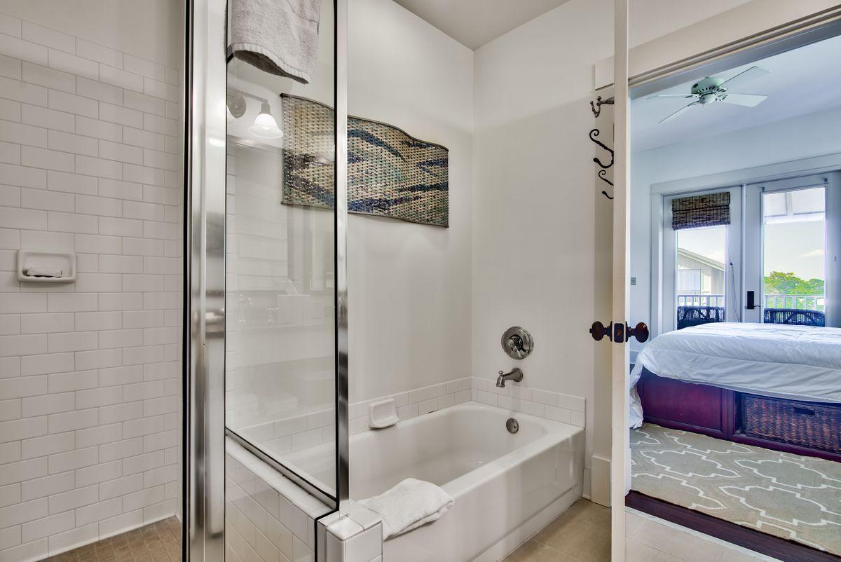 REDFISH VILLAGE - Residential