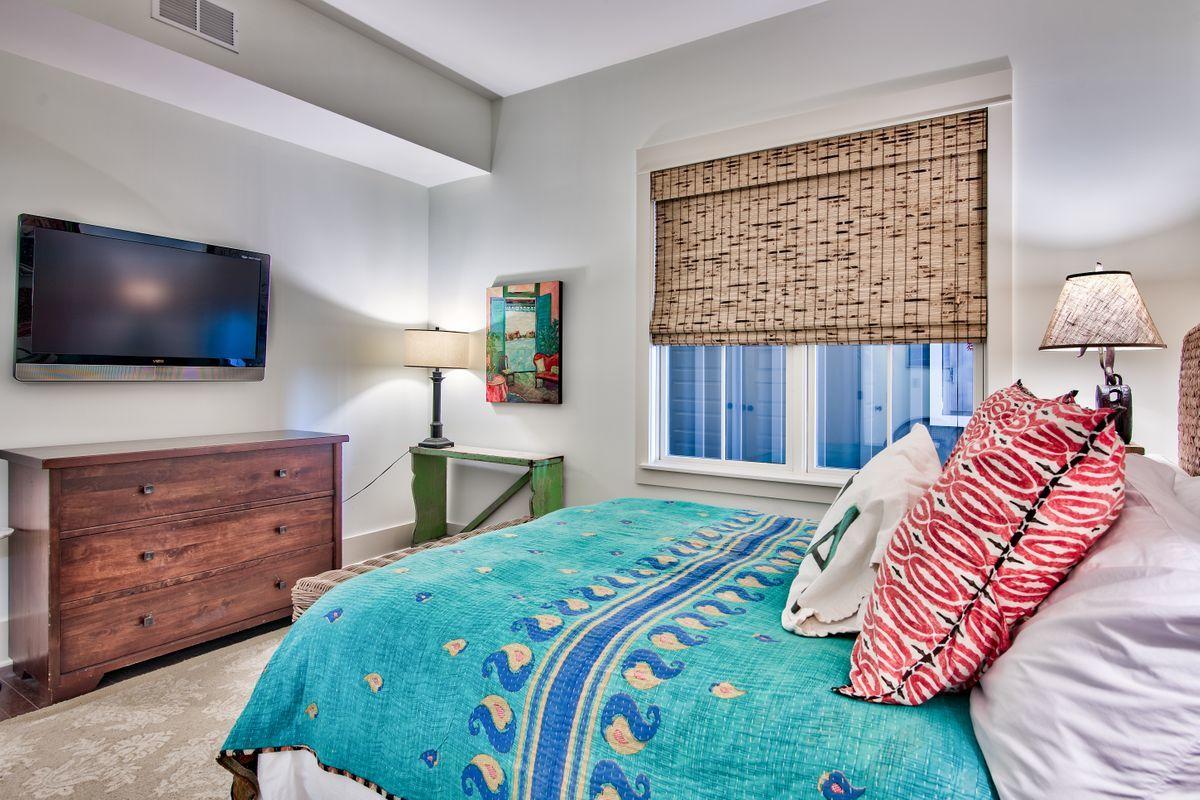 REDFISH VILLAGE - Residential