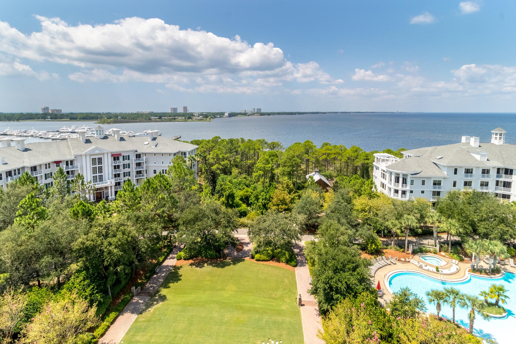 GRAND SANDESTIN - Residential Lease