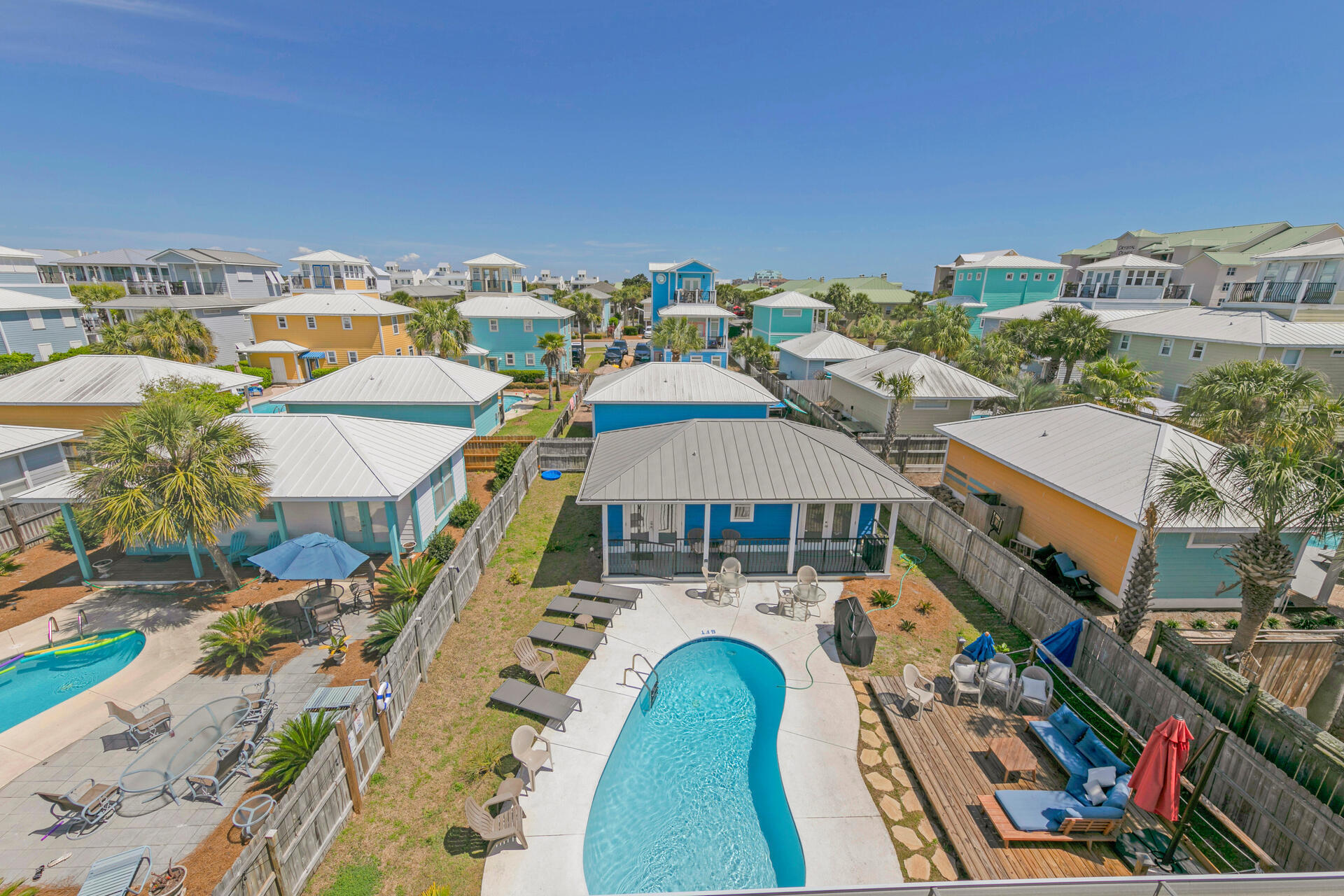CRYSTAL BEACH - Residential