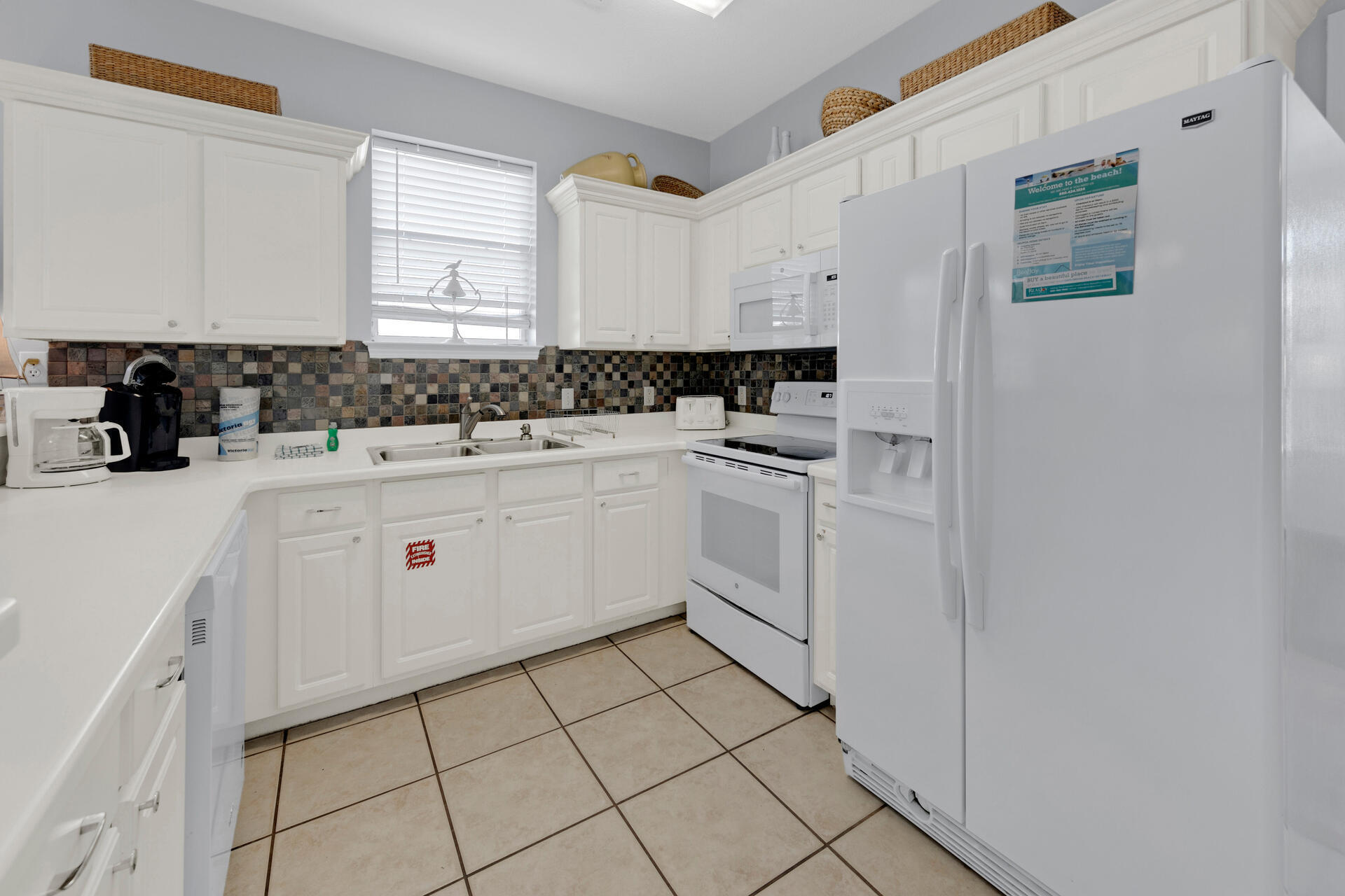 CRYSTAL BEACH - Residential