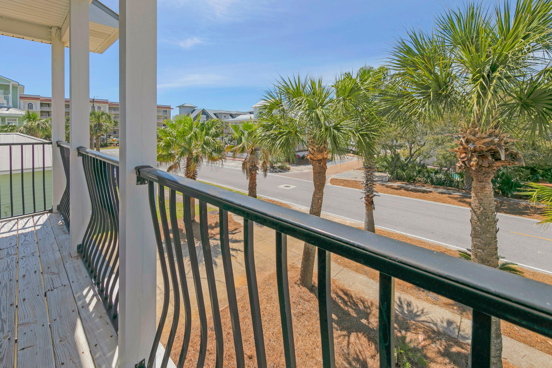 CRYSTAL BEACH - Residential