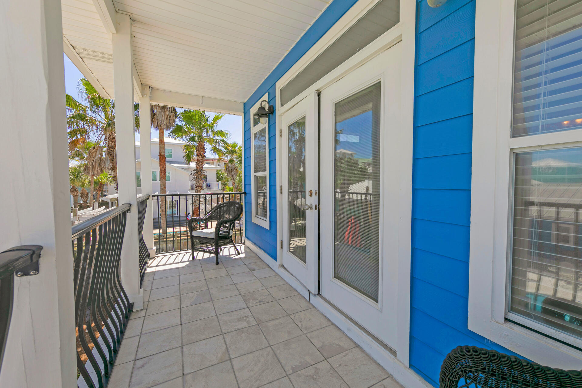 CRYSTAL BEACH - Residential