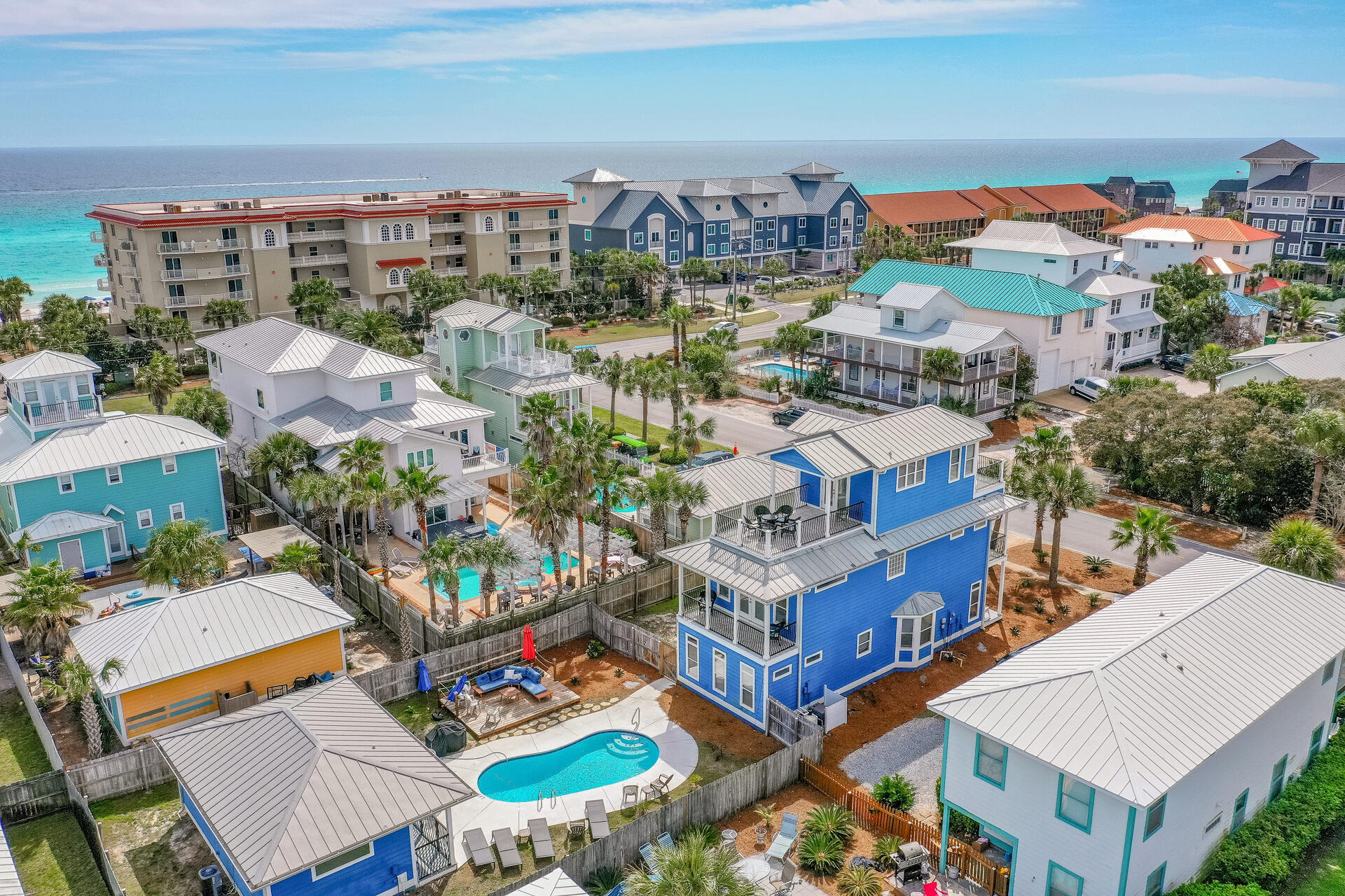 CRYSTAL BEACH - Residential
