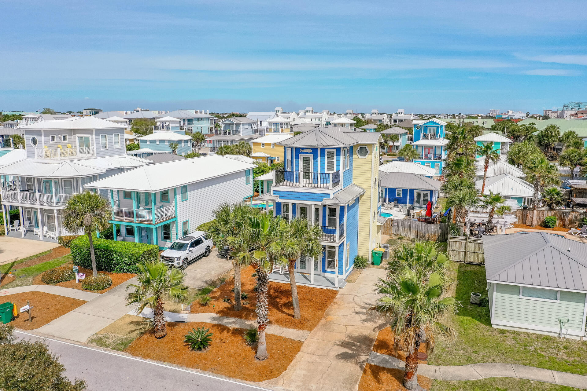 CRYSTAL BEACH - Residential