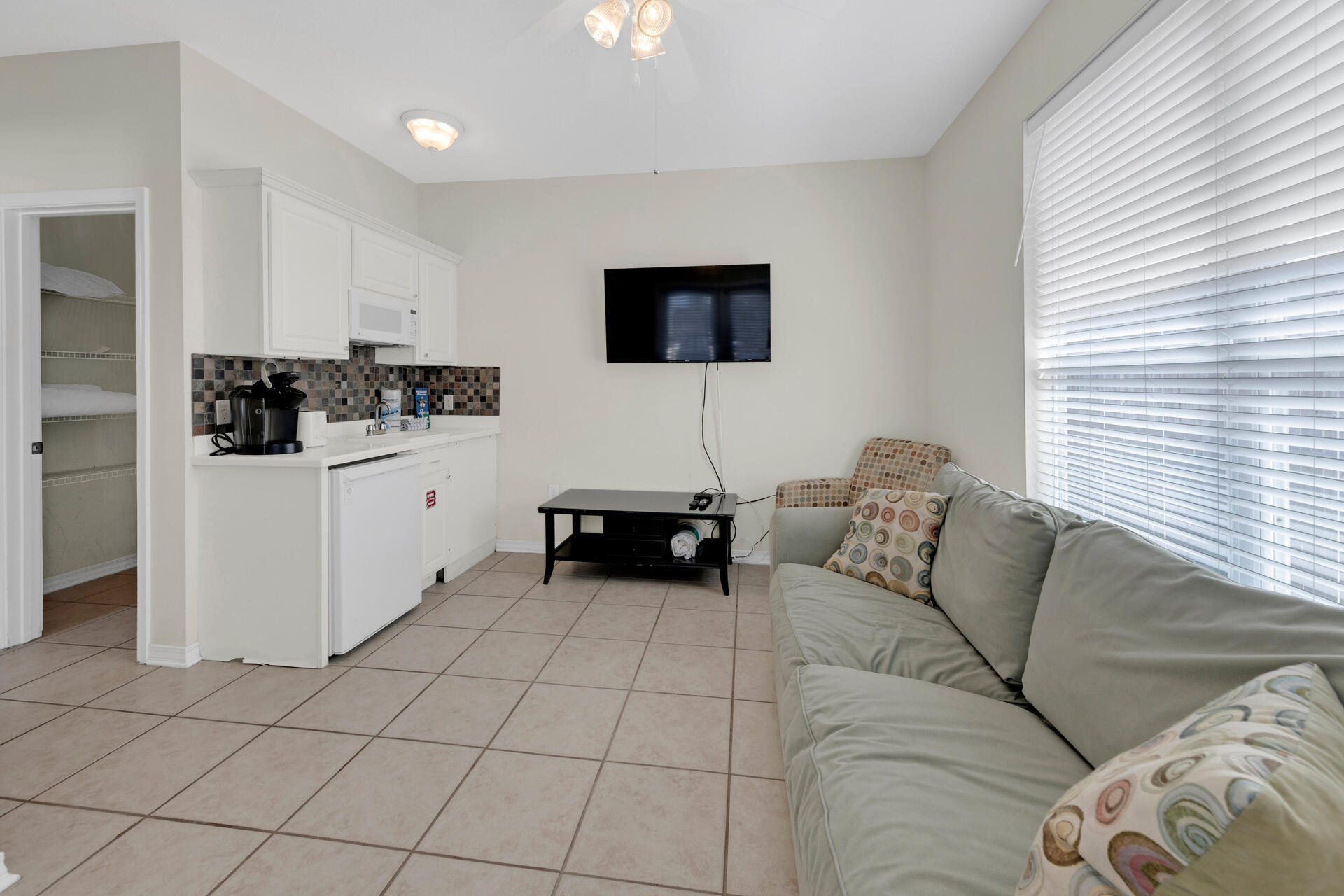 CRYSTAL BEACH - Residential