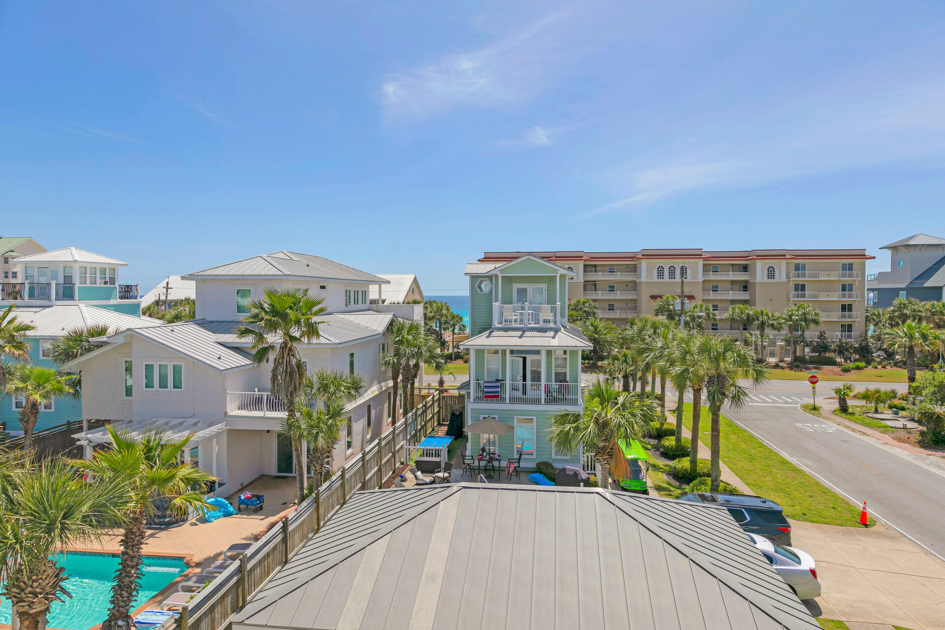 CRYSTAL BEACH - Residential