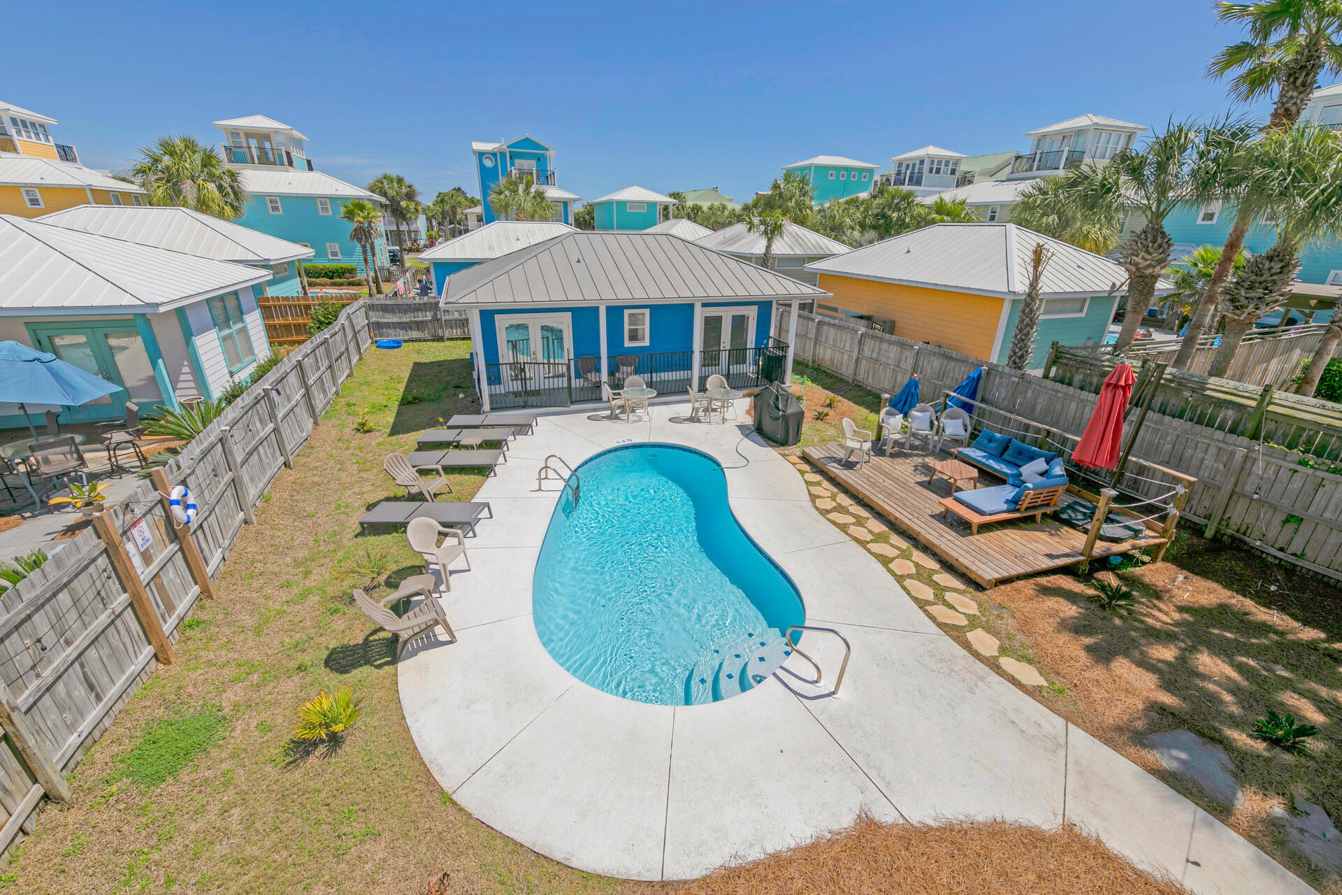 CRYSTAL BEACH - Residential