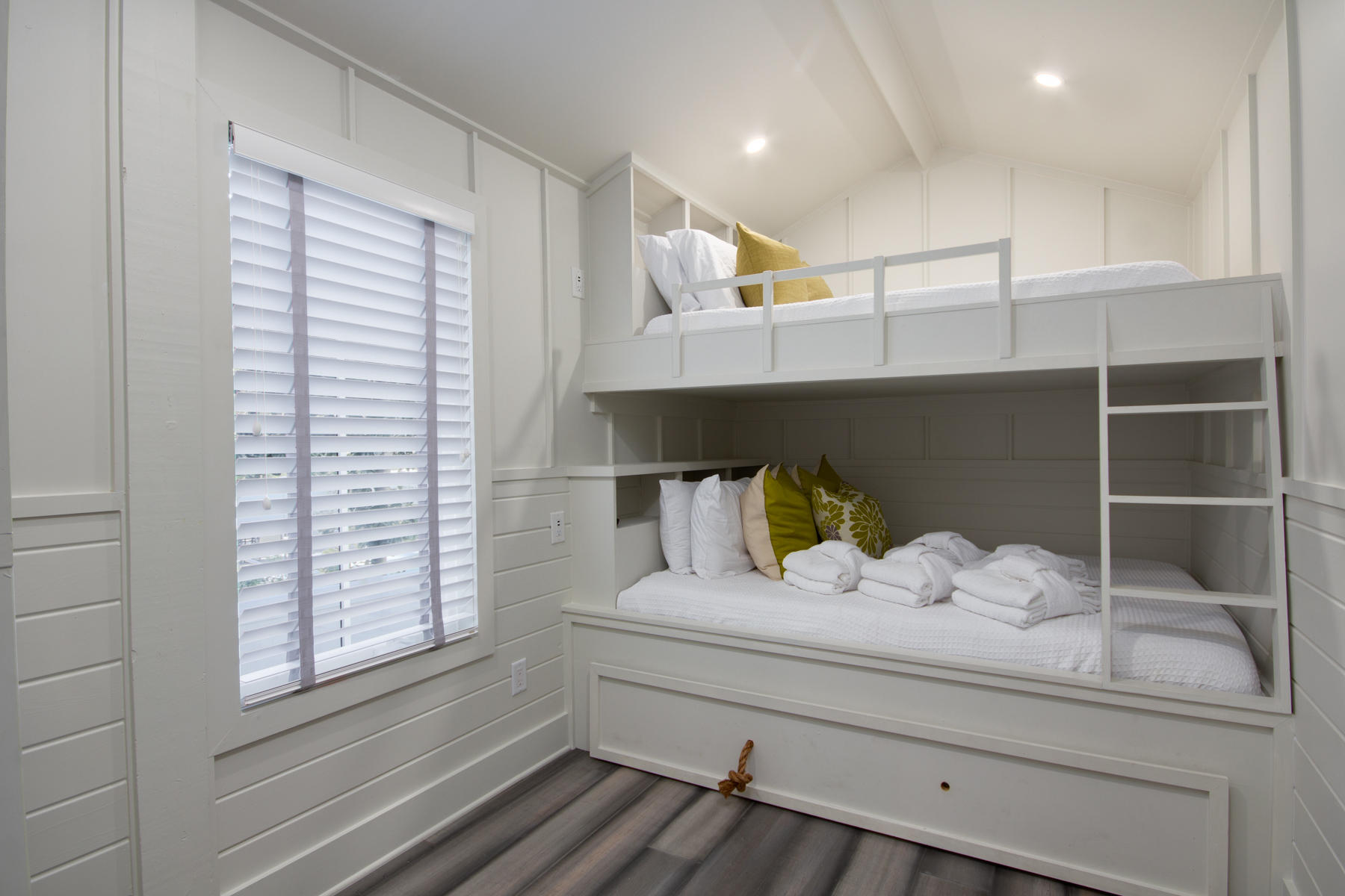 GRAYTON BEACH - Residential