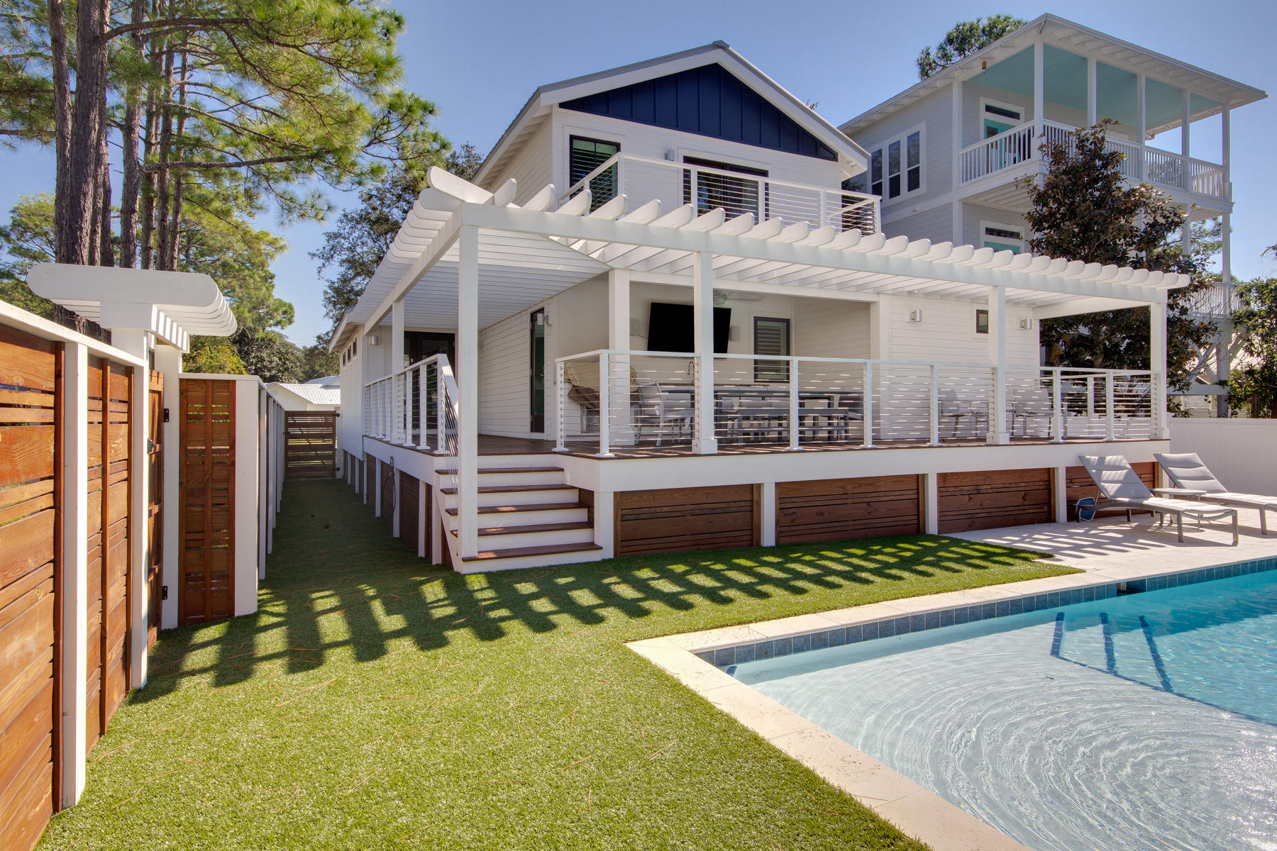 GRAYTON BEACH - Residential