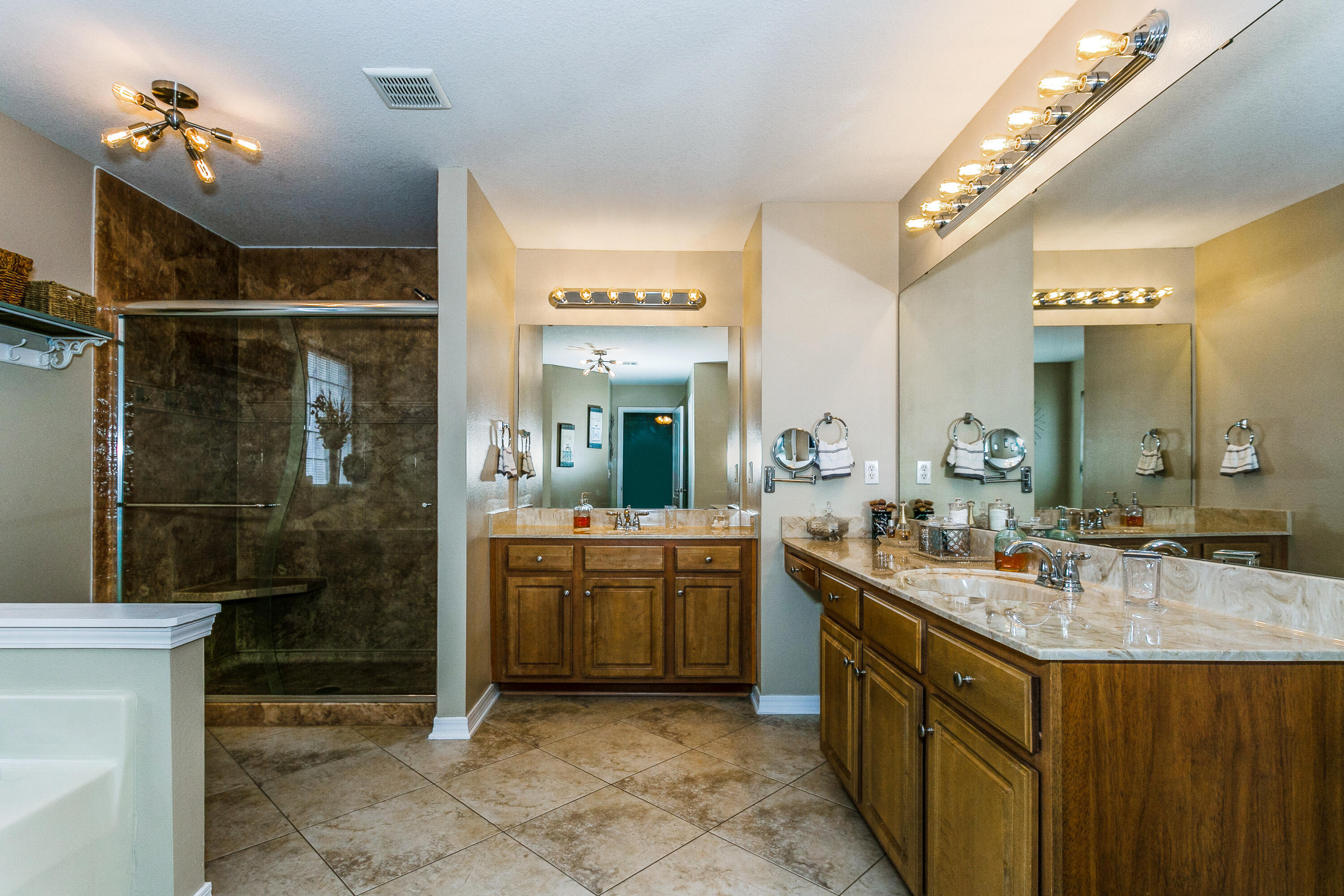 HOLLEY BY THE SEA, 1ST ADD - Residential