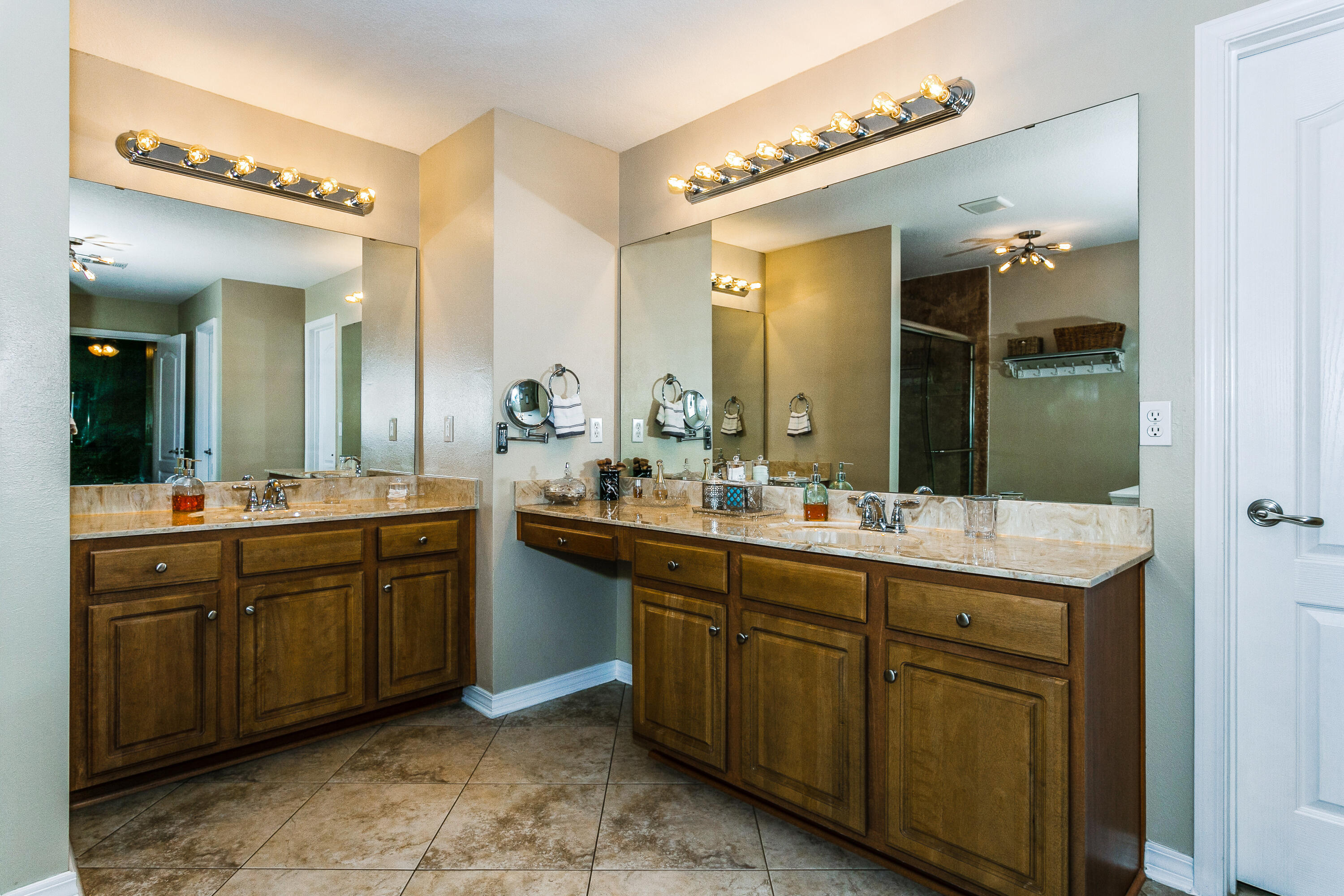 HOLLEY BY THE SEA, 1ST ADD - Residential