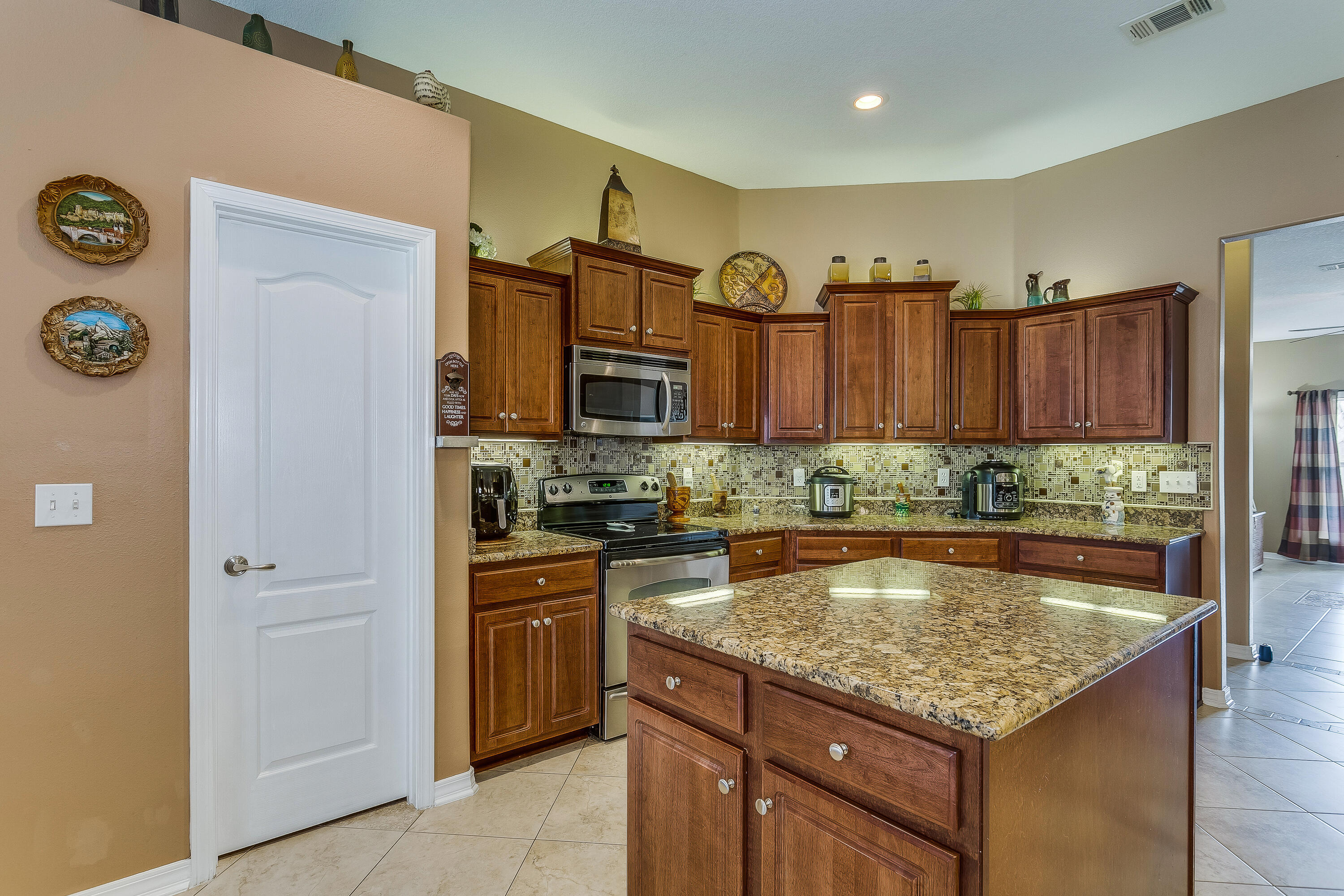 HOLLEY BY THE SEA, 1ST ADD - Residential