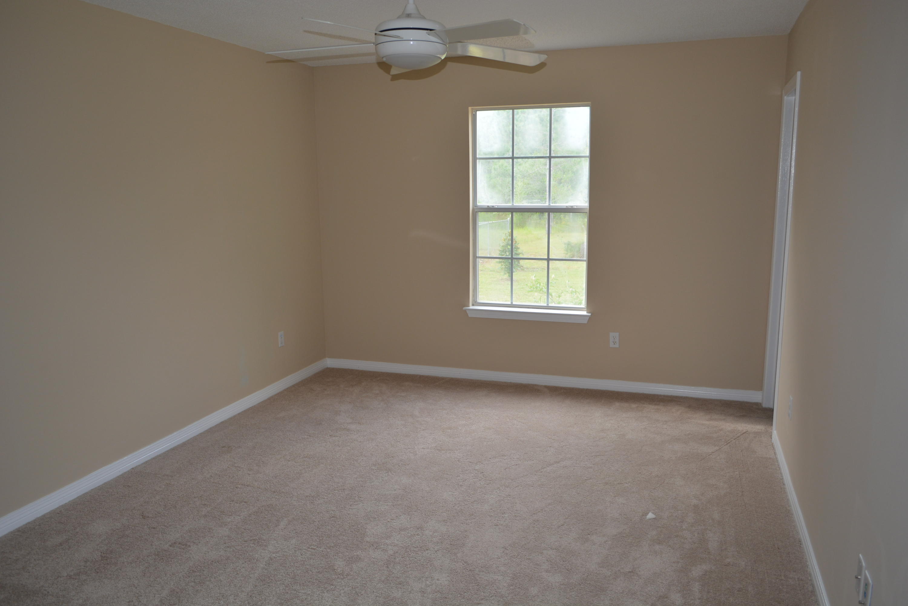 WHISPERING PINES - Residential