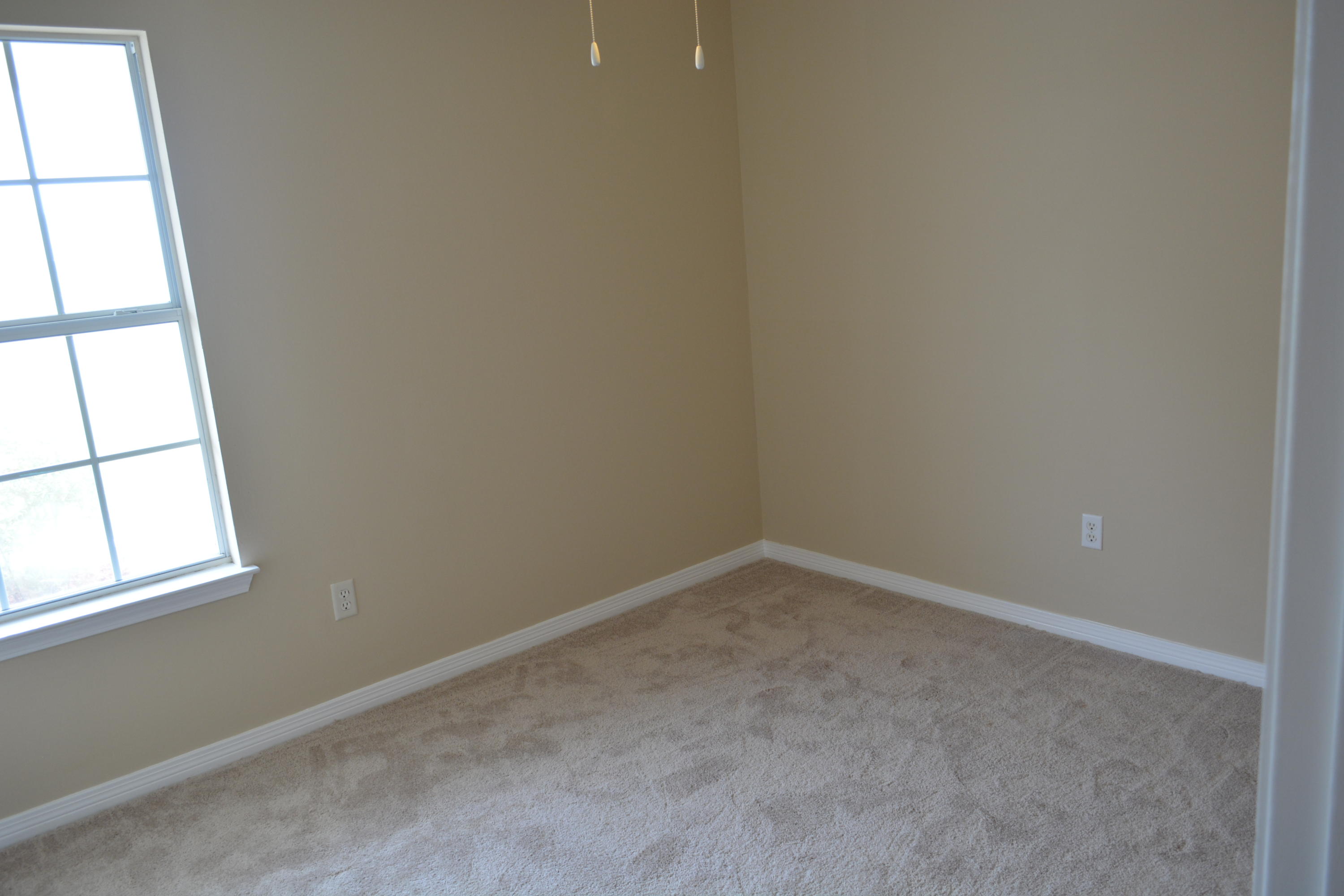 WHISPERING PINES - Residential