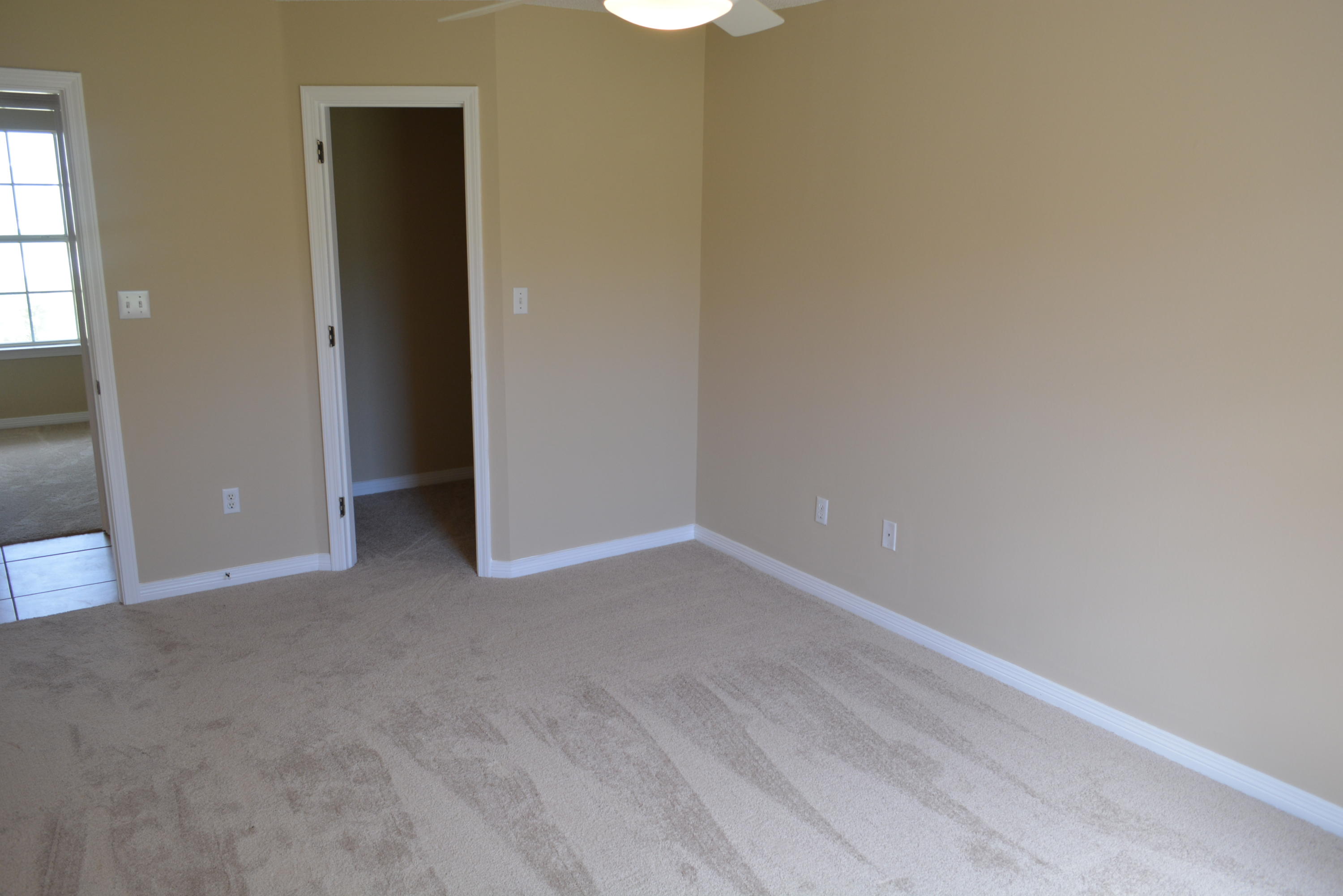 WHISPERING PINES - Residential