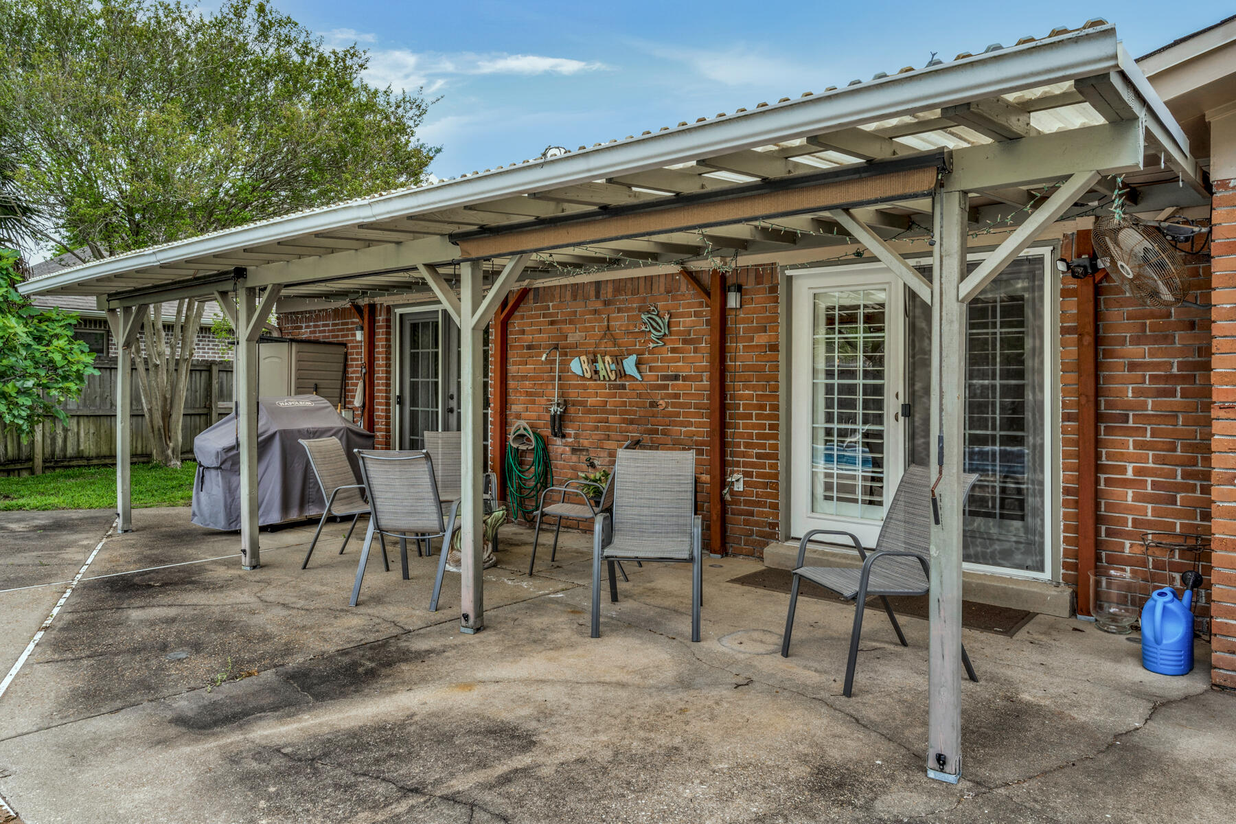 COUNTRY CLUB ESTATES 1ST ADDN - Residential