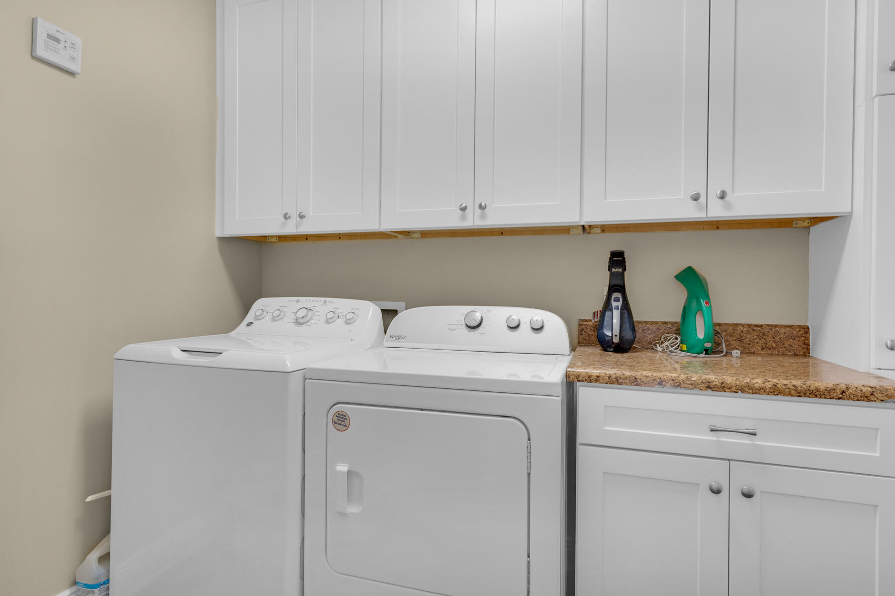 COUNTRY CLUB ESTATES 1ST ADDN - Residential