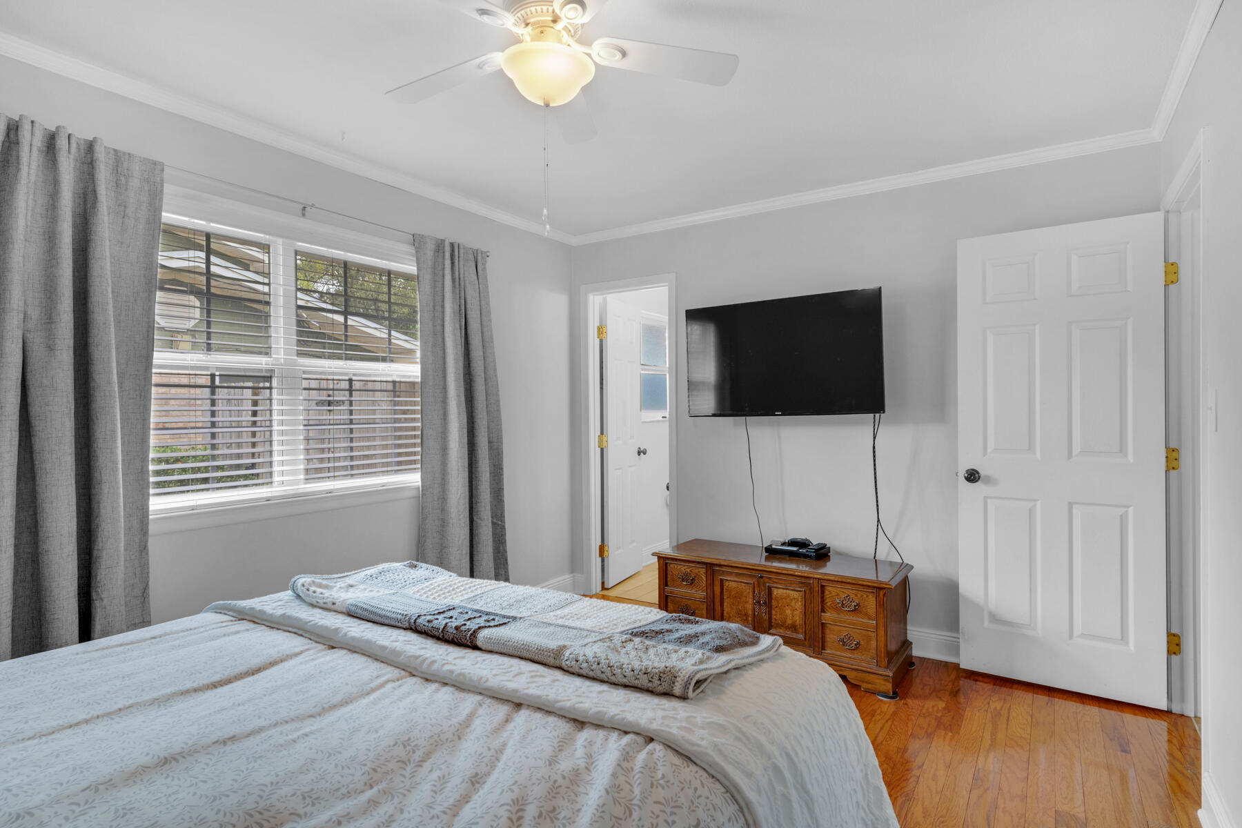 COUNTRY CLUB ESTATES 1ST ADDN - Residential