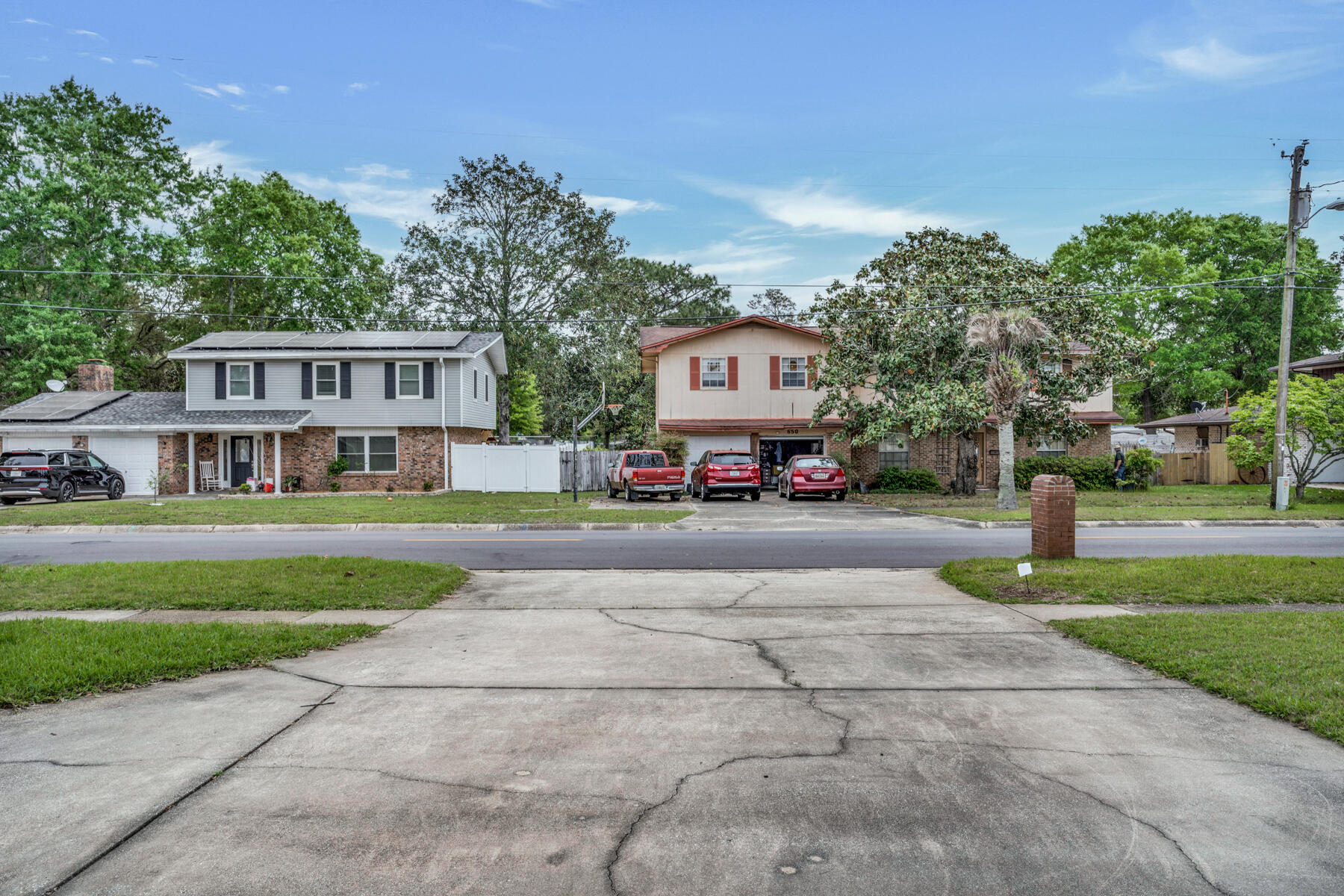 COUNTRY CLUB ESTATES 1ST ADDN - Residential