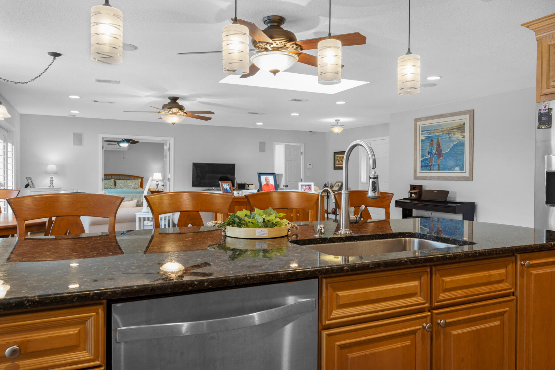 COUNTRY CLUB ESTATES 1ST ADDN - Residential