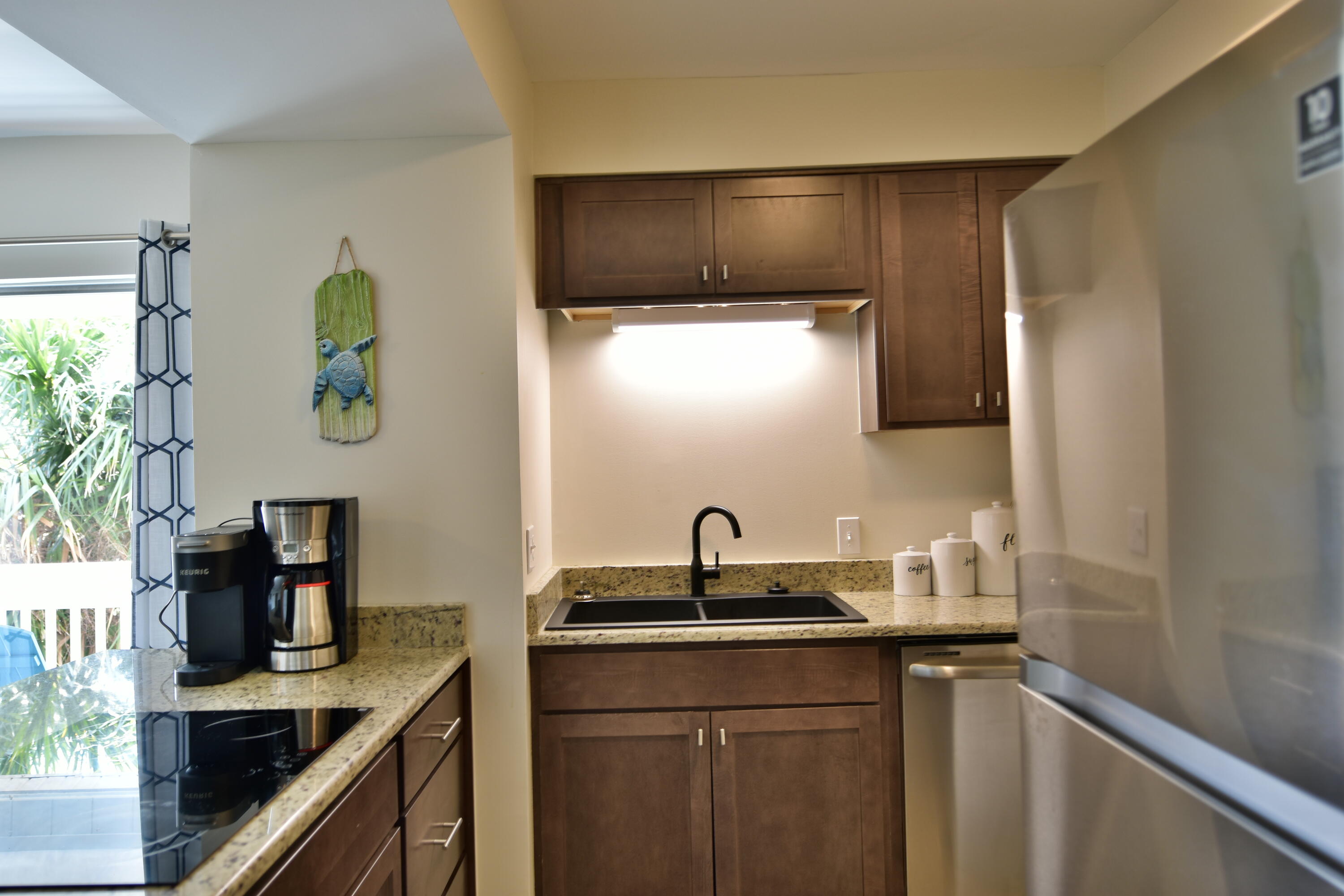 Located in the heart of Destin! This second level one bedroom condo in Gulf Terrace is a real charmer with its fresh new look and feel and would make the perfect investment or full time residency. Conveniently located to many shops and restaurants allowing easy access to some of the city's best attractions! With a great price and a great new makeover, this unit is definitely one to see! Amenities in this gated community include: 3 pools, tennis courts, grills and community room. Tremendous investment opportunity!