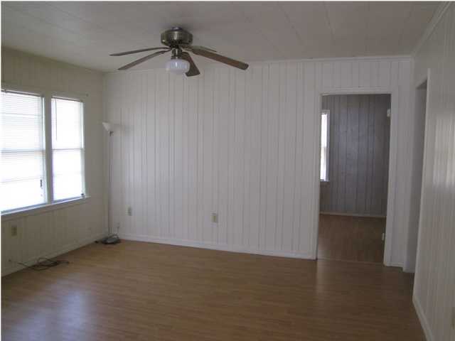 CITY OF CRESTVIEW - Residential Lease