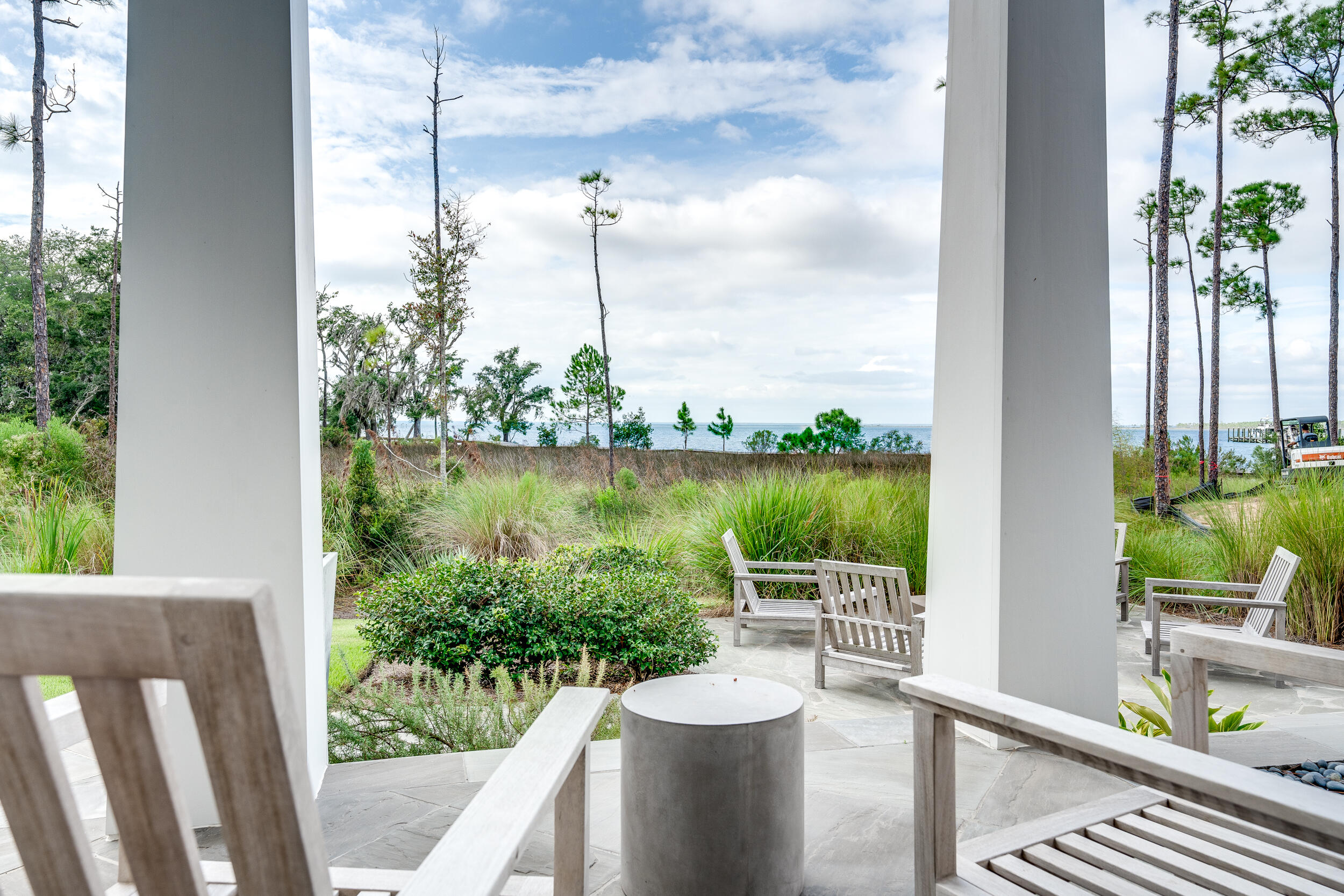 CHURCHILL OAKS - Residential