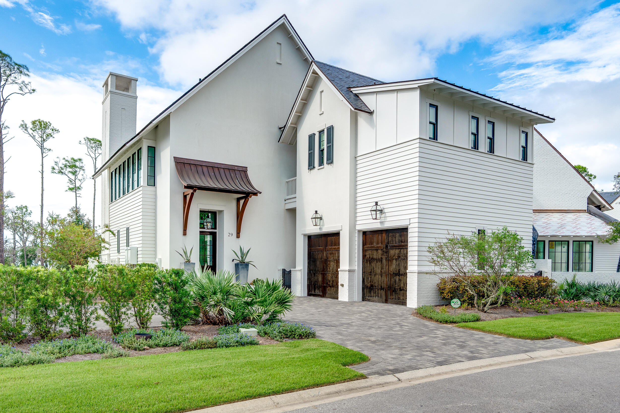 CHURCHILL OAKS - Residential