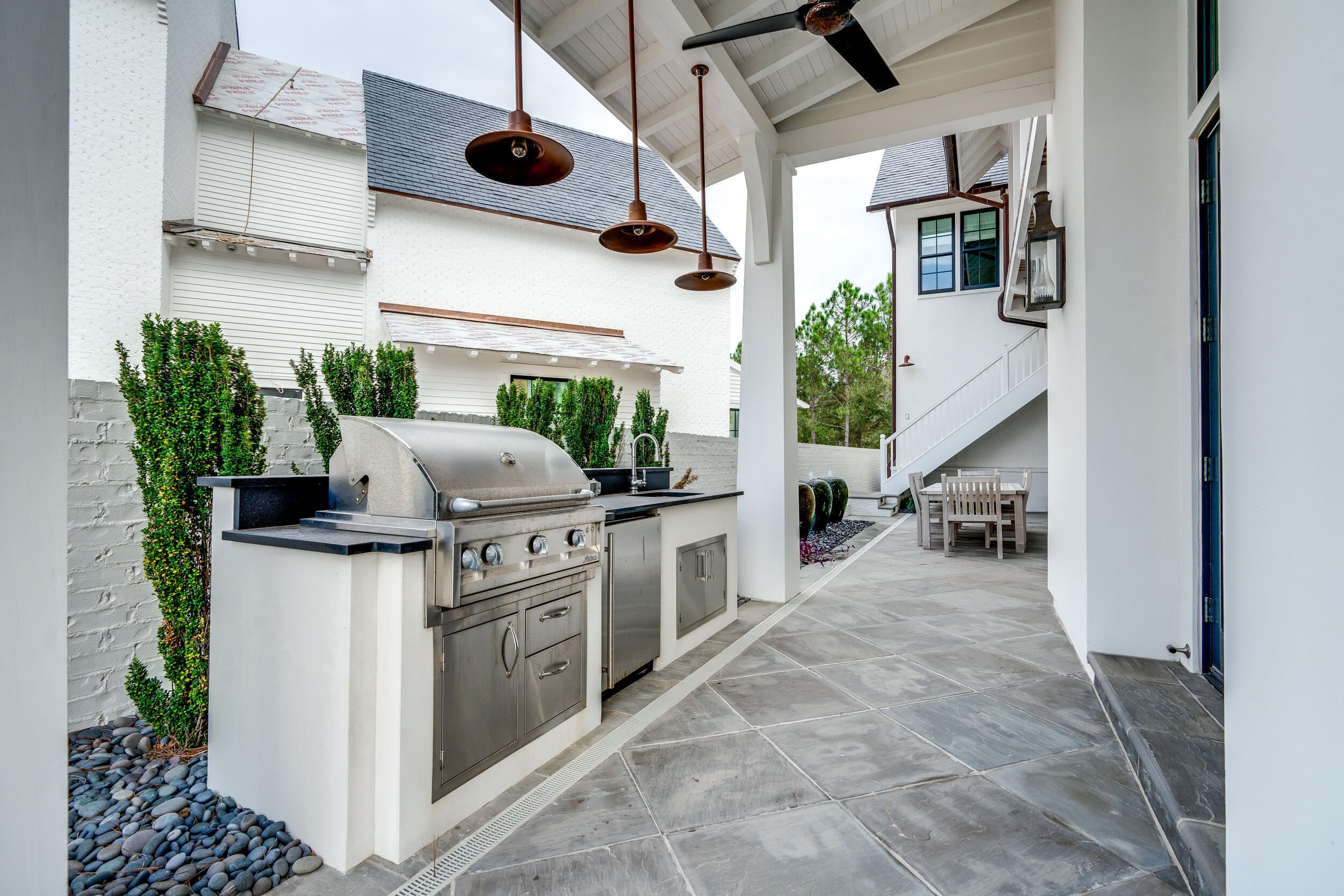 CHURCHILL OAKS - Residential