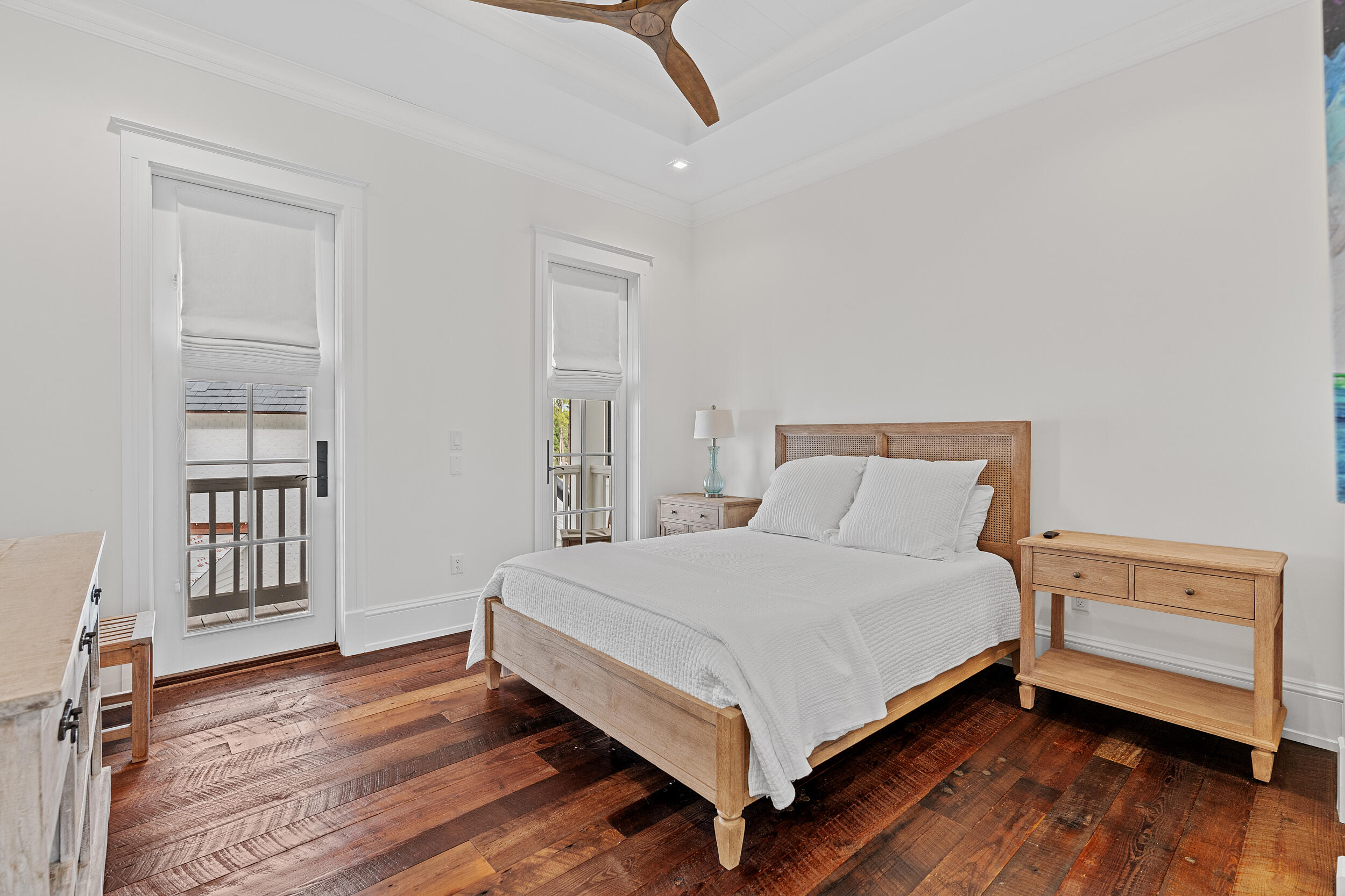 CHURCHILL OAKS - Residential