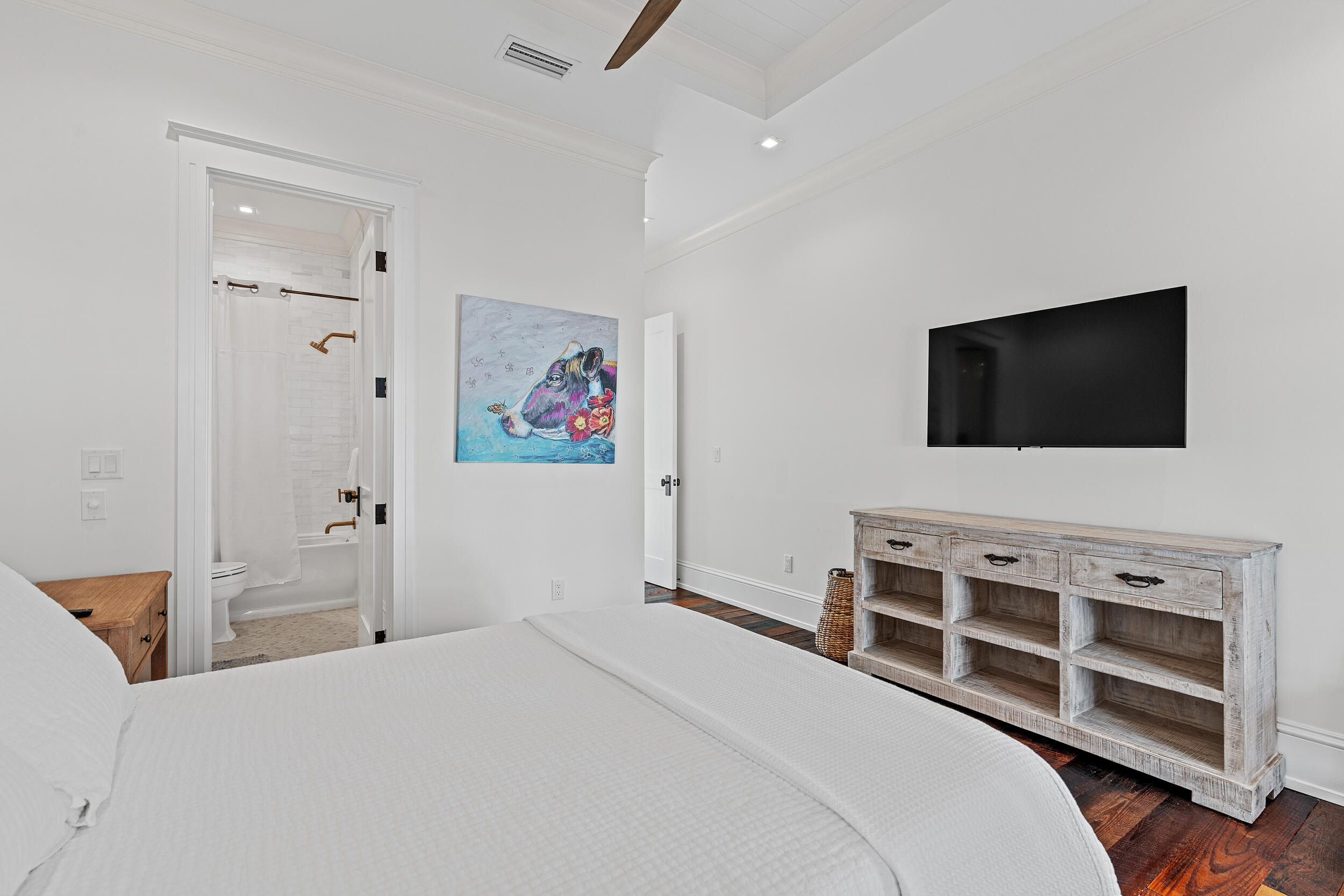 CHURCHILL OAKS - Residential