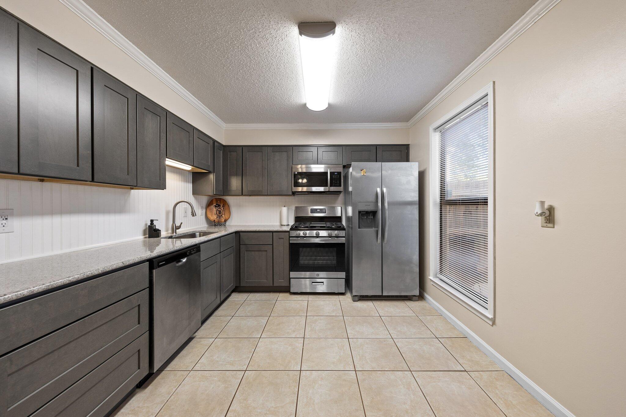 COUNTRY VILLAS - Residential