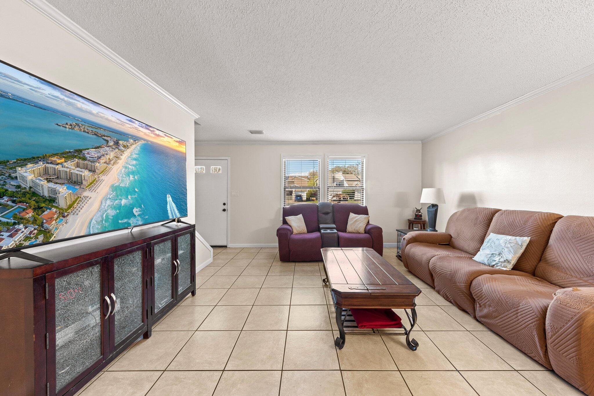 COUNTRY VILLAS - Residential